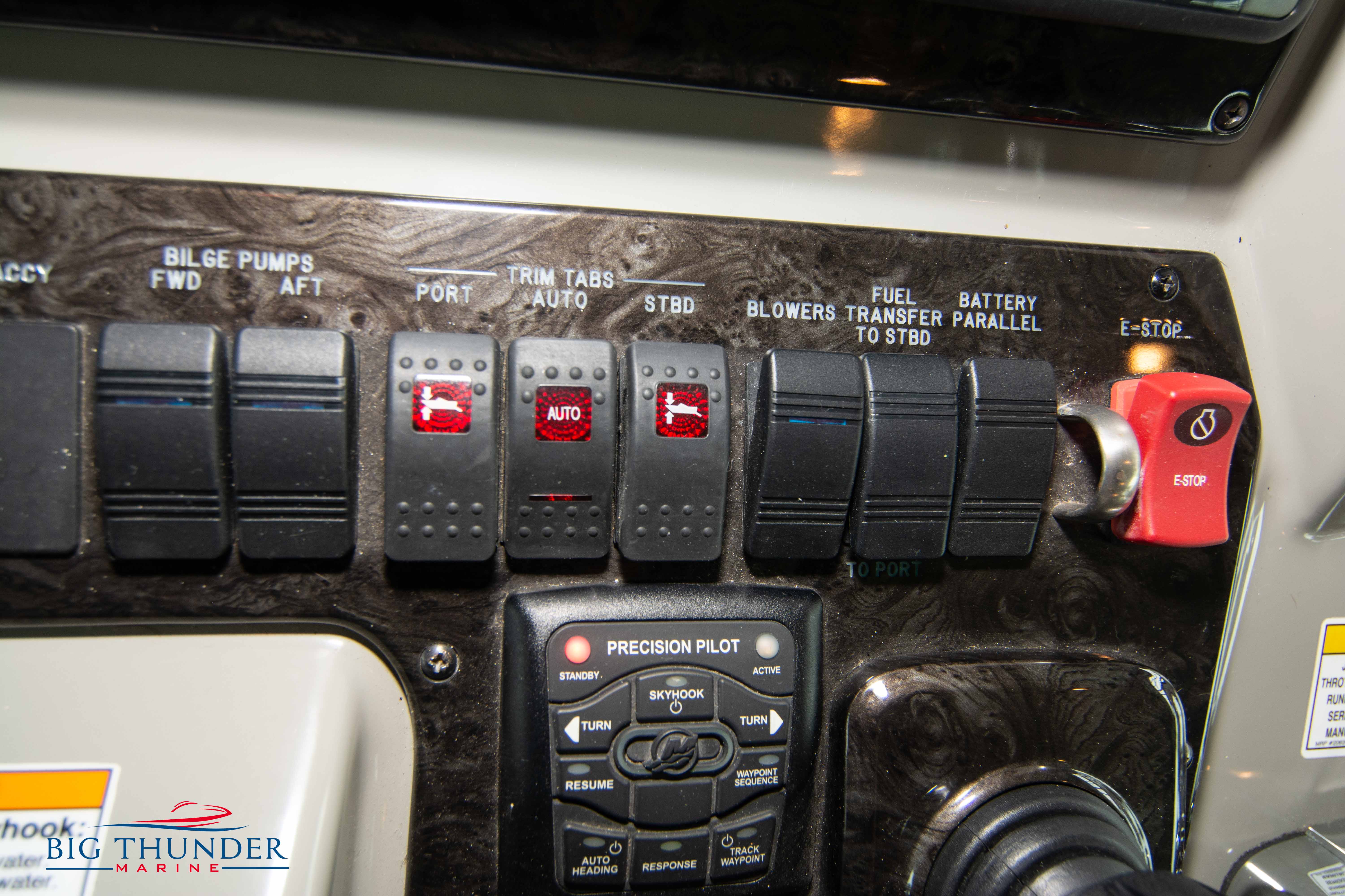 2013 Sea Ray 540 Sundancer - Image 64