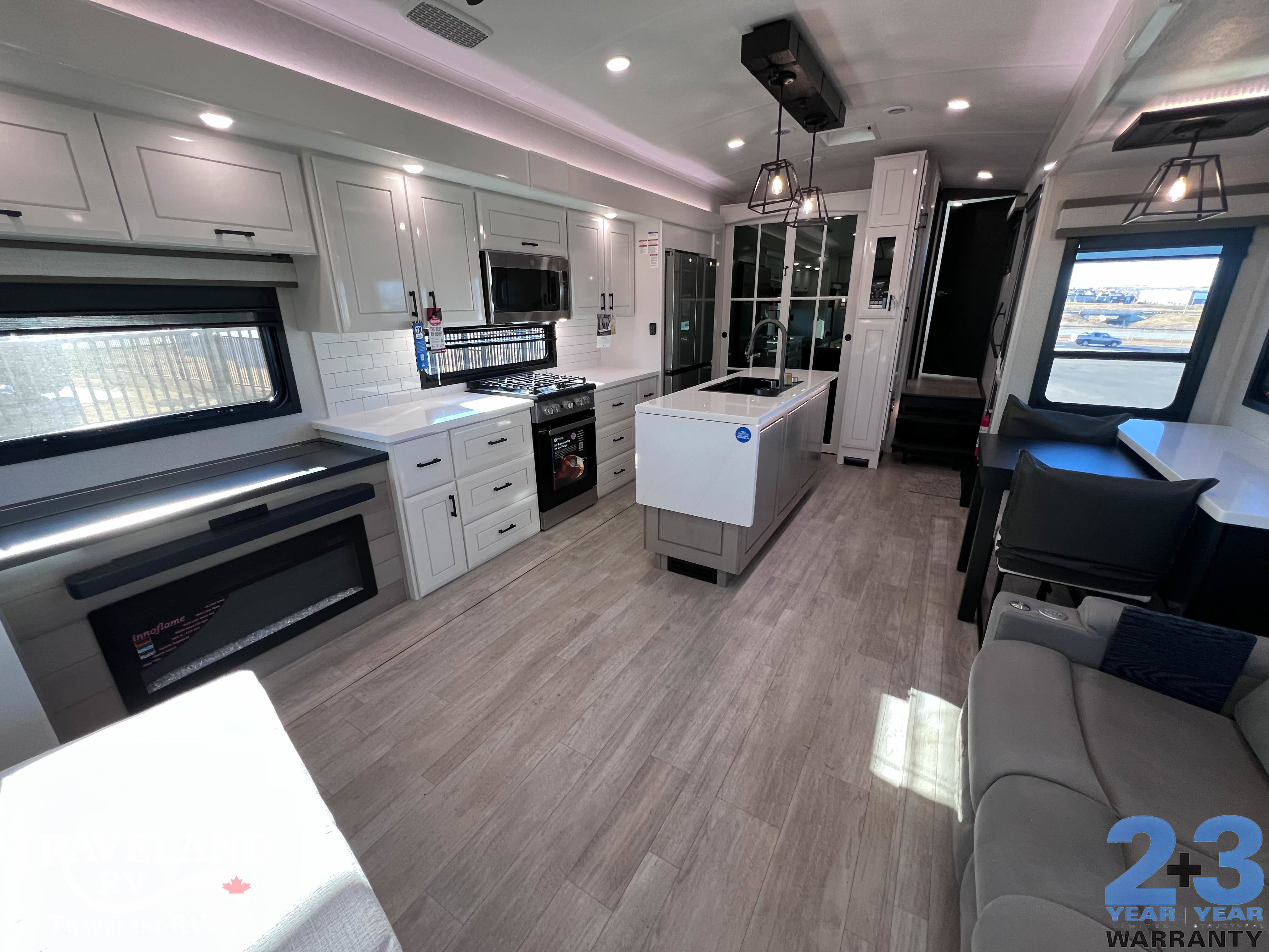 2026 Jayco Pinnacle 38KPTS - Image 4