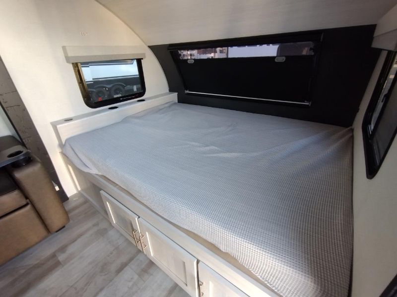 2026 FOREST RIVER R-Pod RP-185 - Image 4