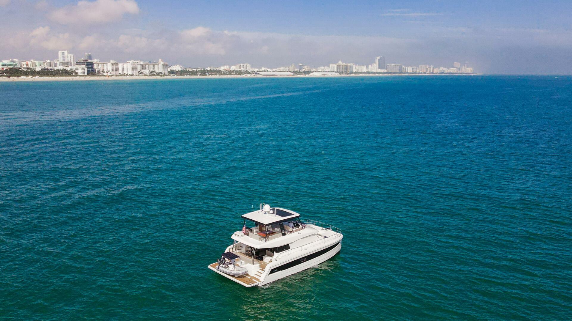 2022 Fountaine Pajot MY6 - Image 7