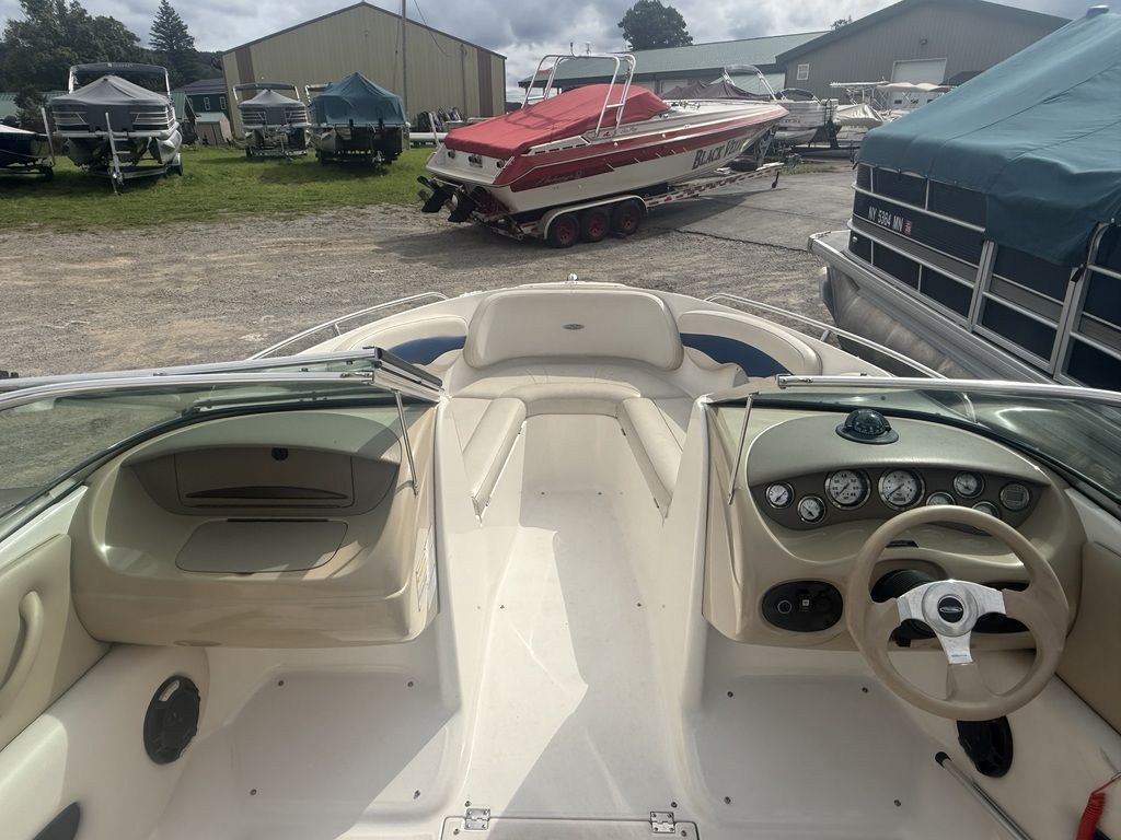 2003 Chaparral 210SS - Image 7