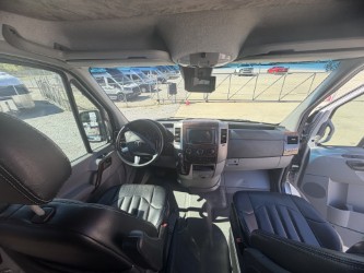 2016 AIRSTREAM INTERSTATE EXT LOUNGE - Image 18