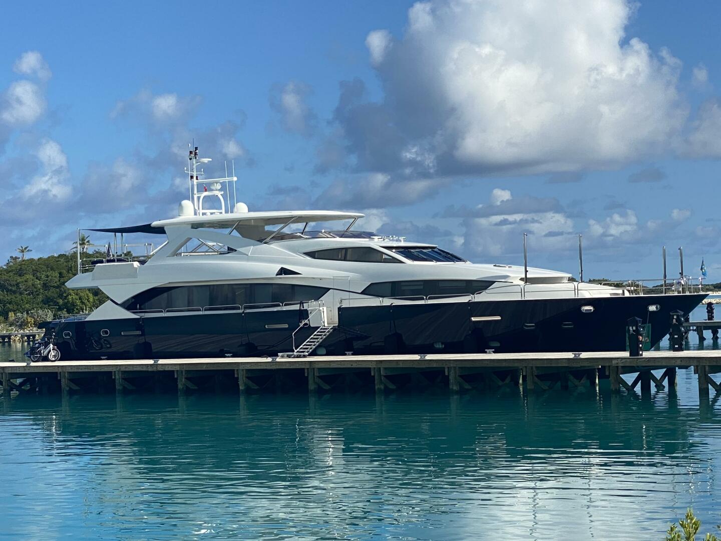 2011 Sunseeker 34M - Image 1