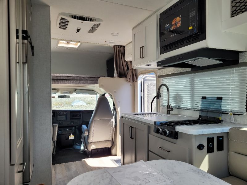 2026 Thor Motor Coach Four Winds Espec 19Z - Image 16