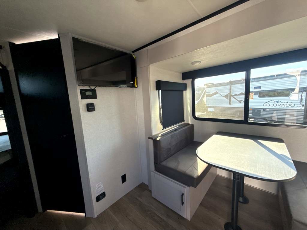 2026 JAYCO JAY FEATHER AIR 19MBS - Image 24