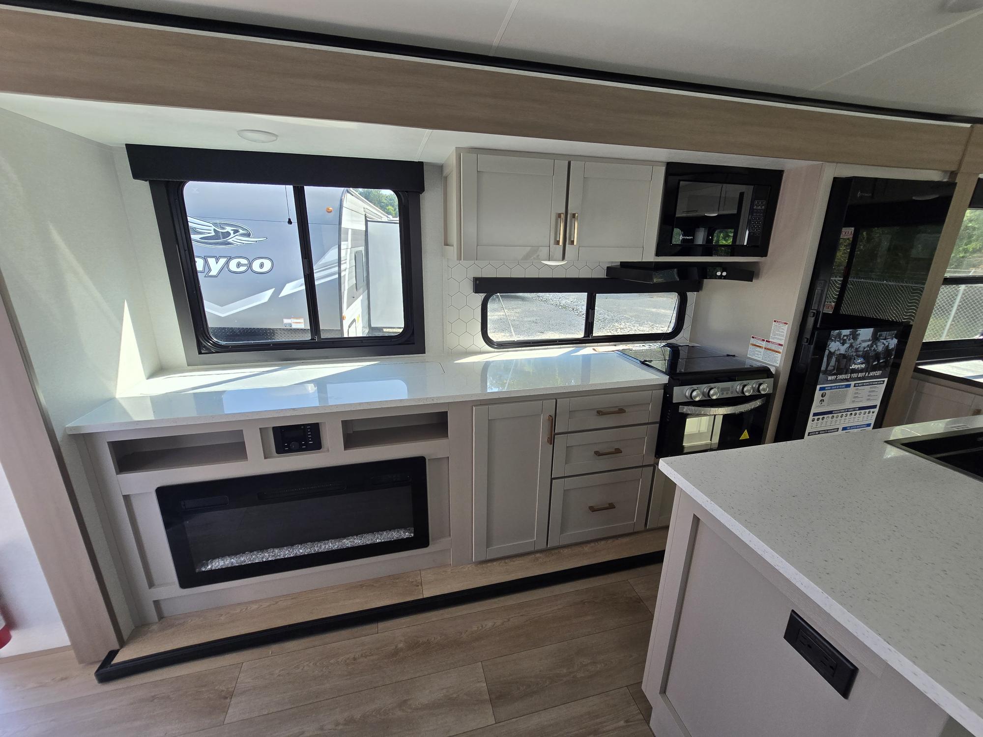 2027 JAYCO JAY FEATHER 27MK - Image 7