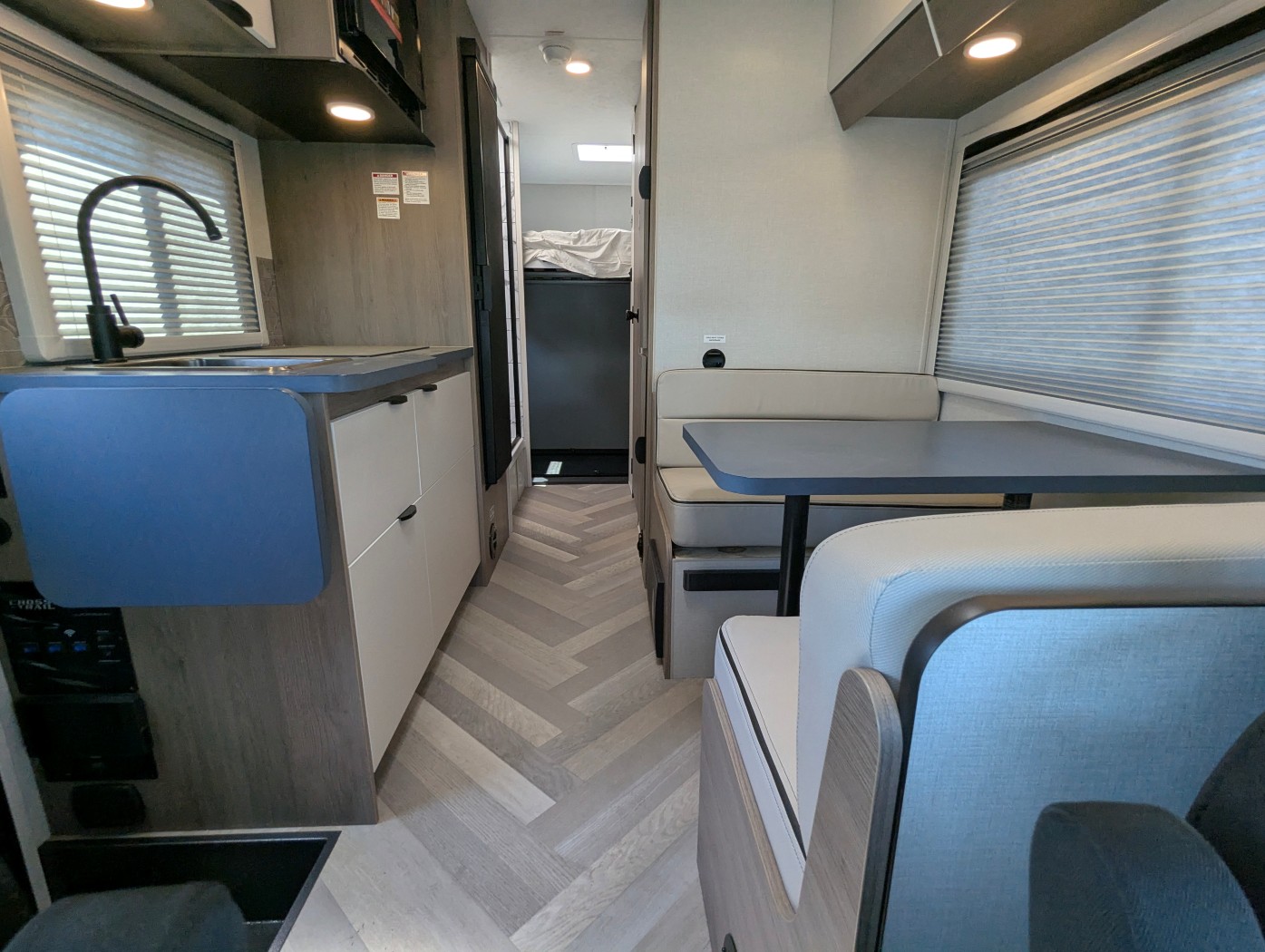 2025 Coachmen Cross Trail EV