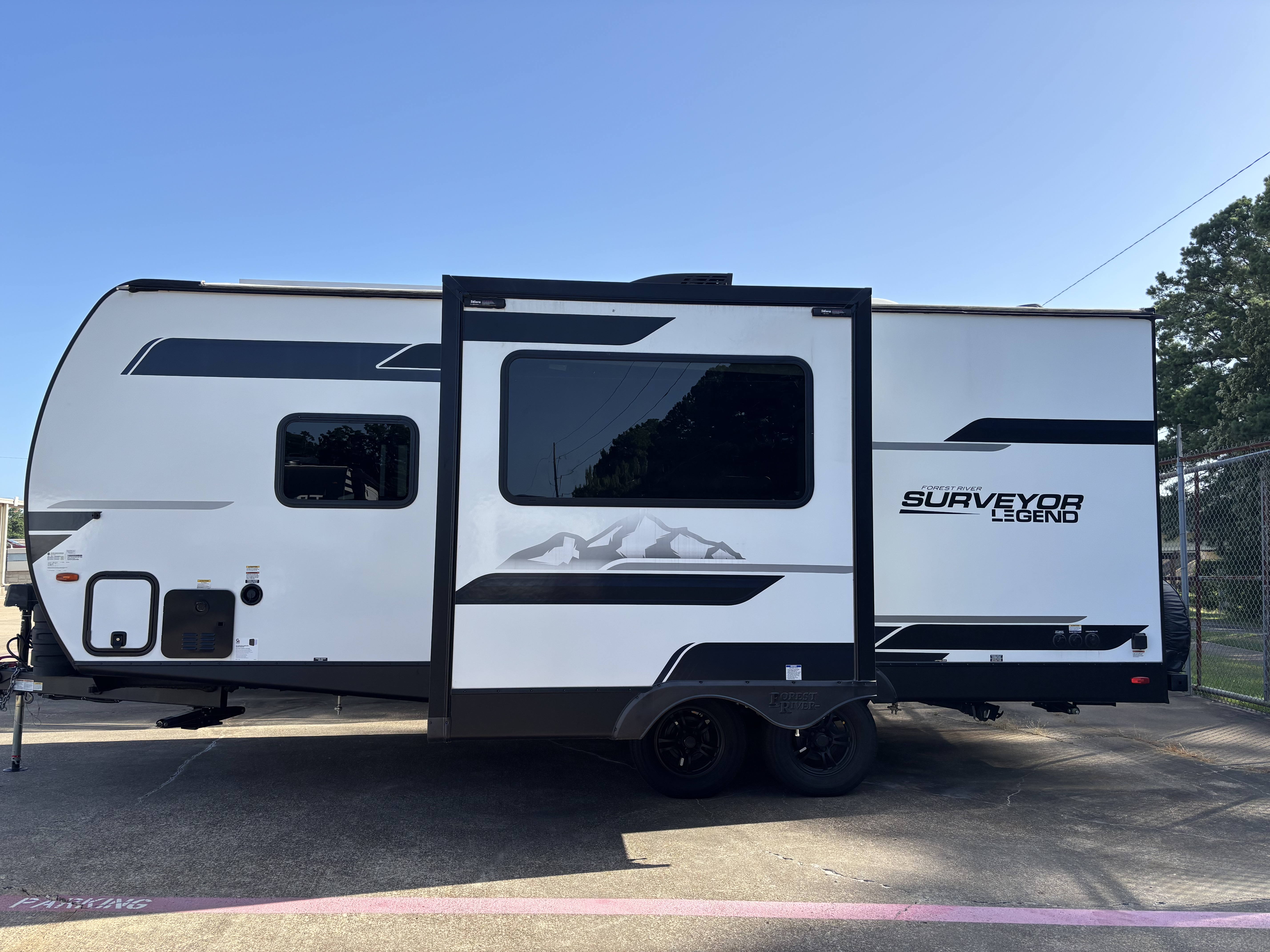 2024 Forest River Surveyor Legend 202RBLE - Image 4