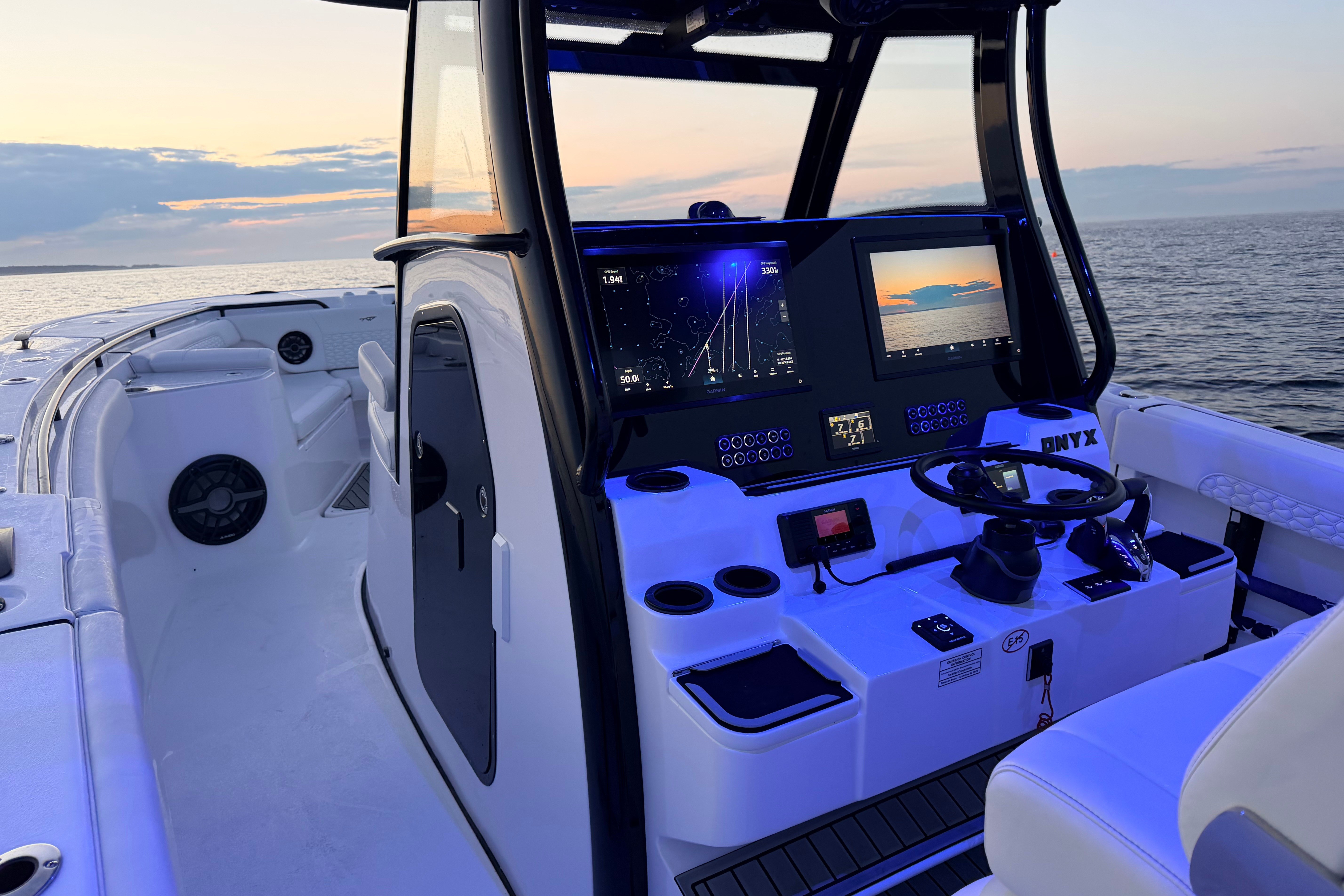 2027 Tidewater 330 CC Adventure - Image 29