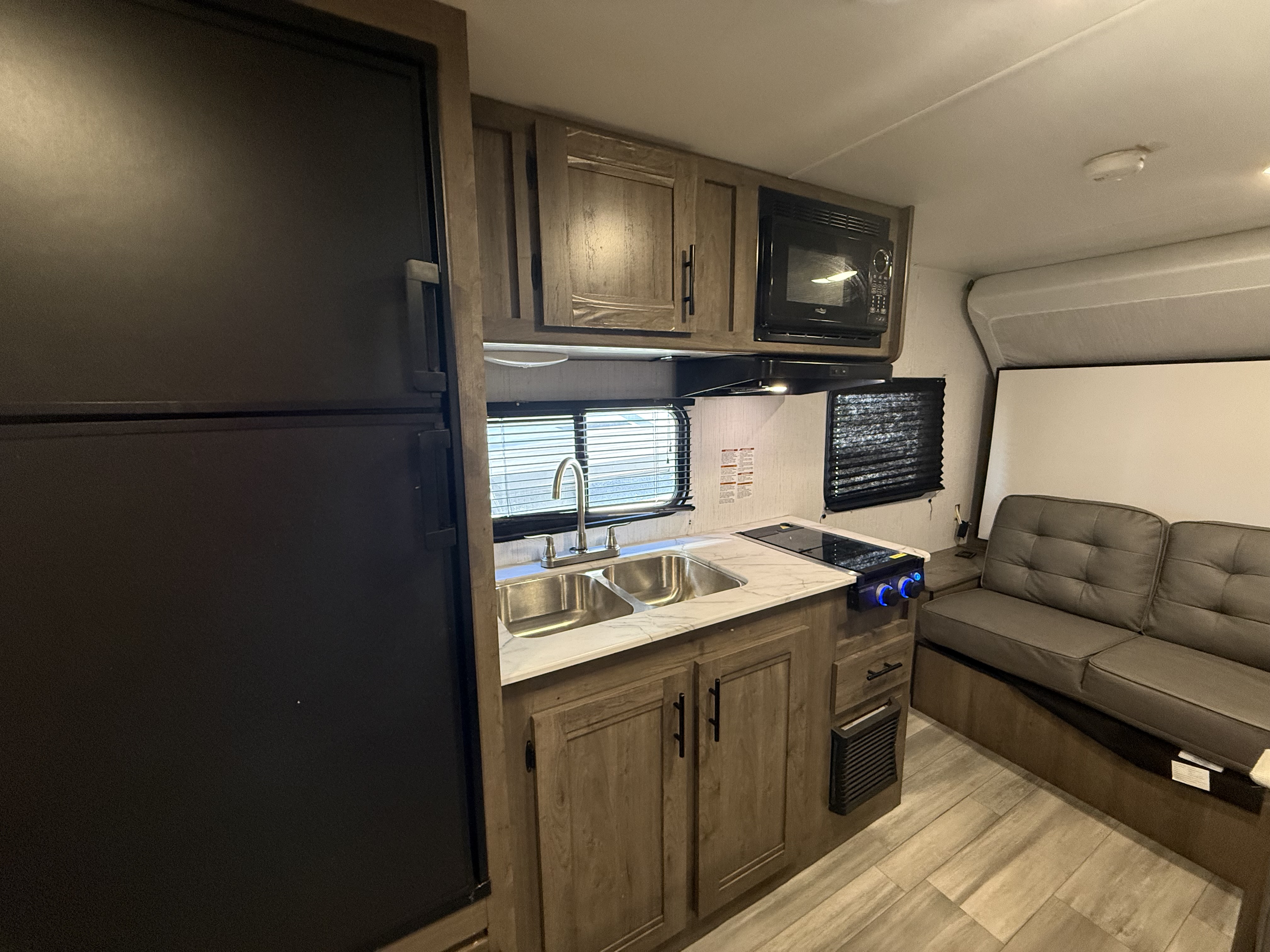 2024 Heartland Pioneer PI BH 170 - Image 16