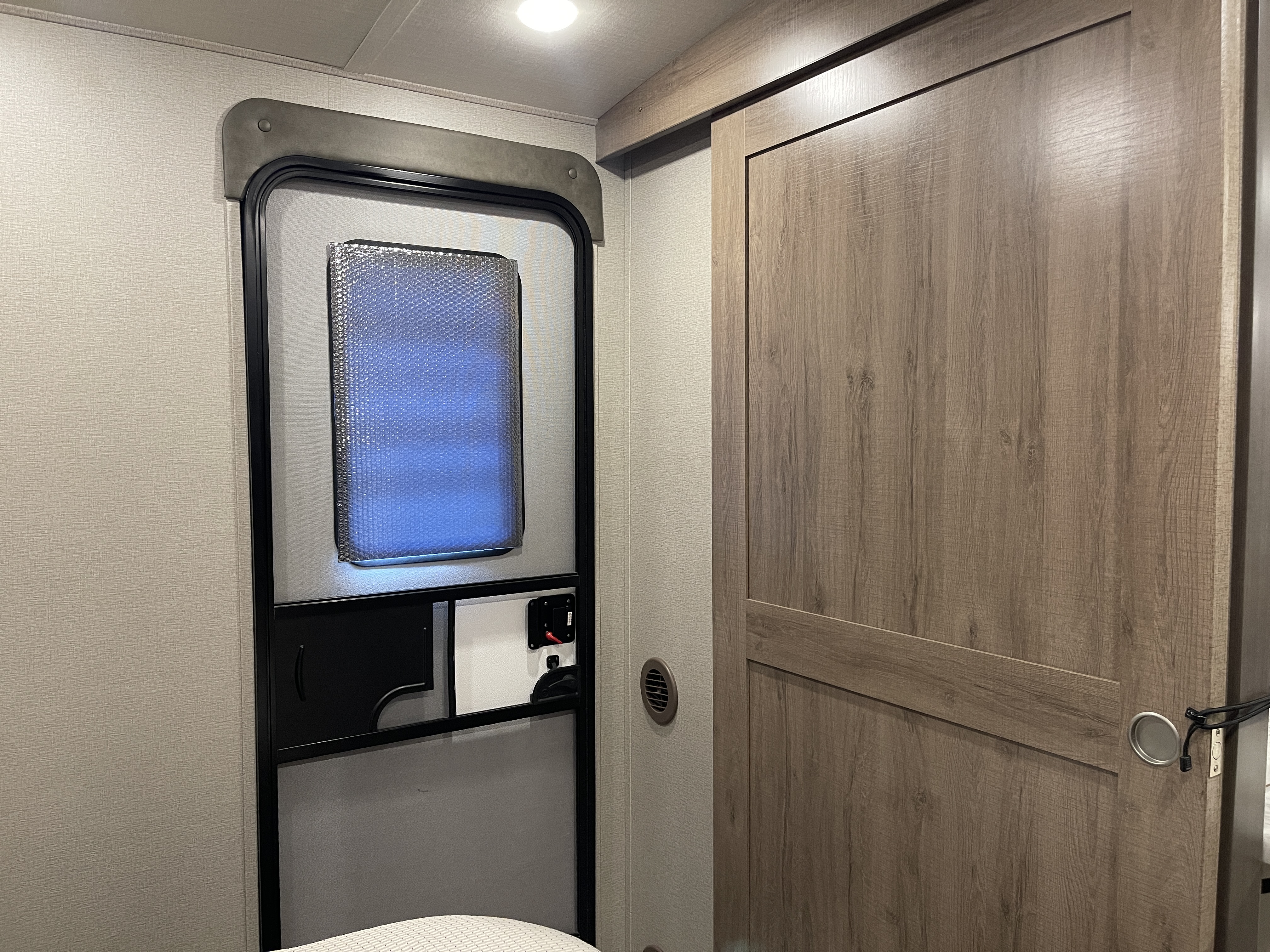 2022 Grand Design Imagine 2800BH - Image 25