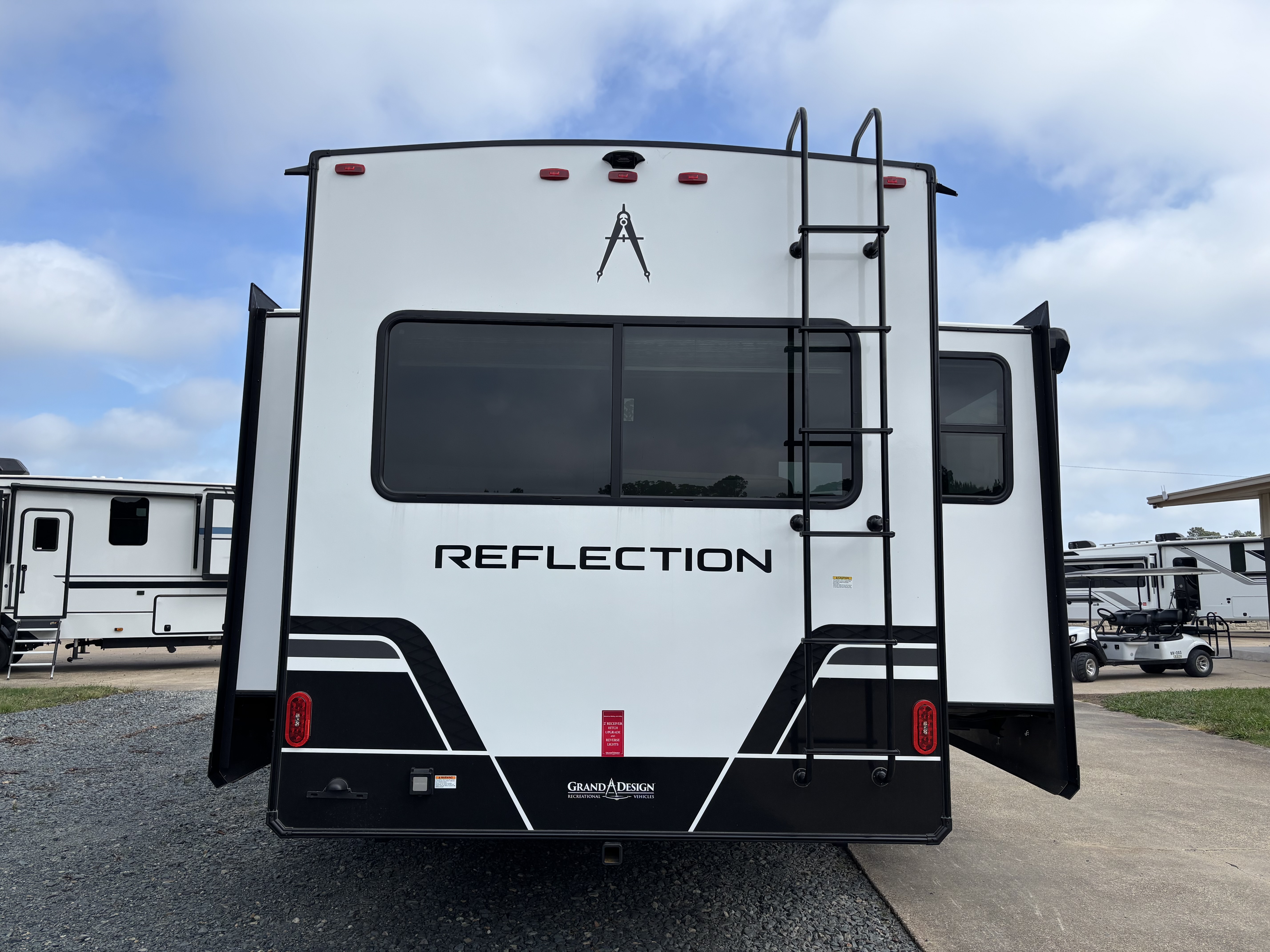 2026 Grand Design Reflection Travel Trailer 345RLTS - Image 7