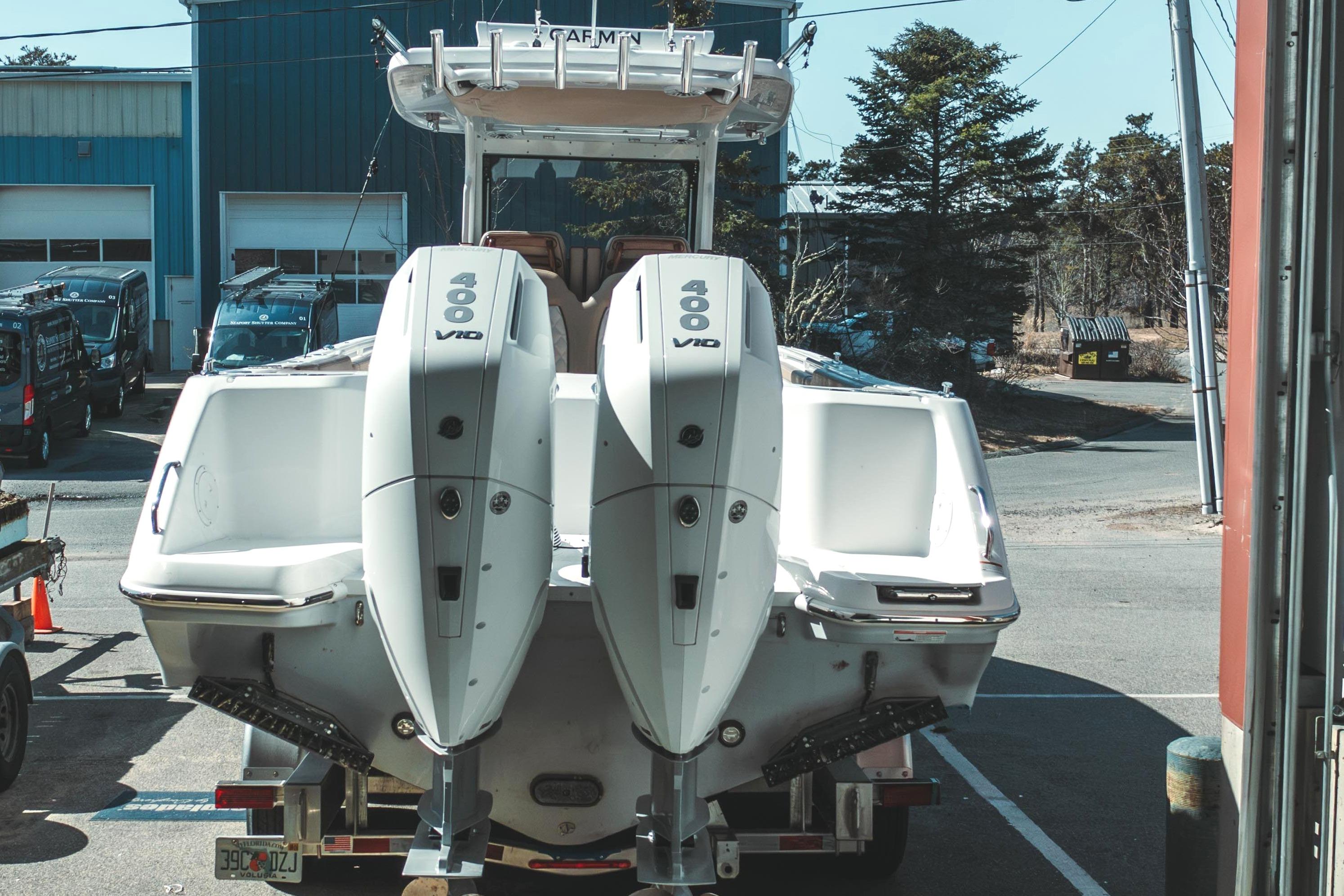 2024 Everglades 315 Center Console Standard - Image 58
