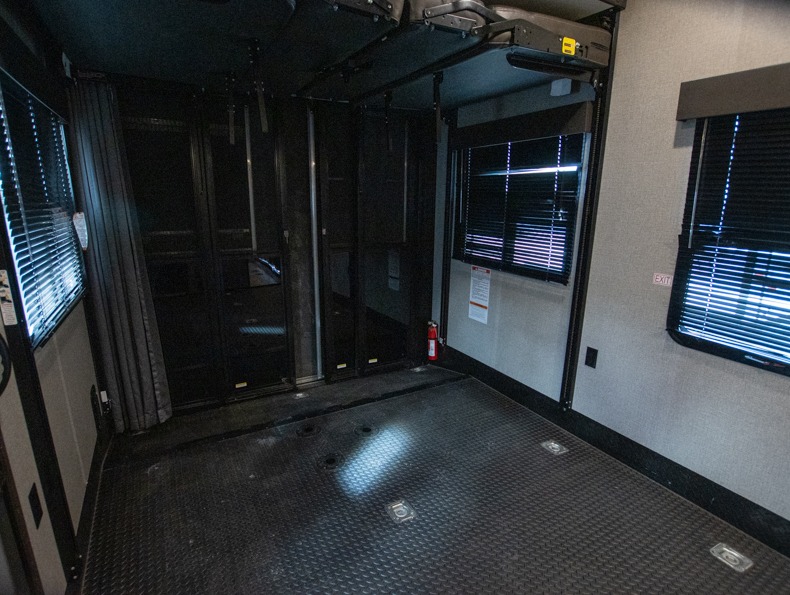 2020 Jayco Seismic 4013 - Image 23