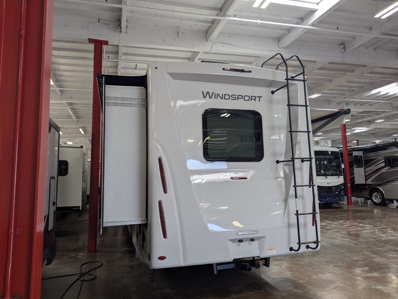 2027 Thor Motor Coach Windsport 29L - Image 6
