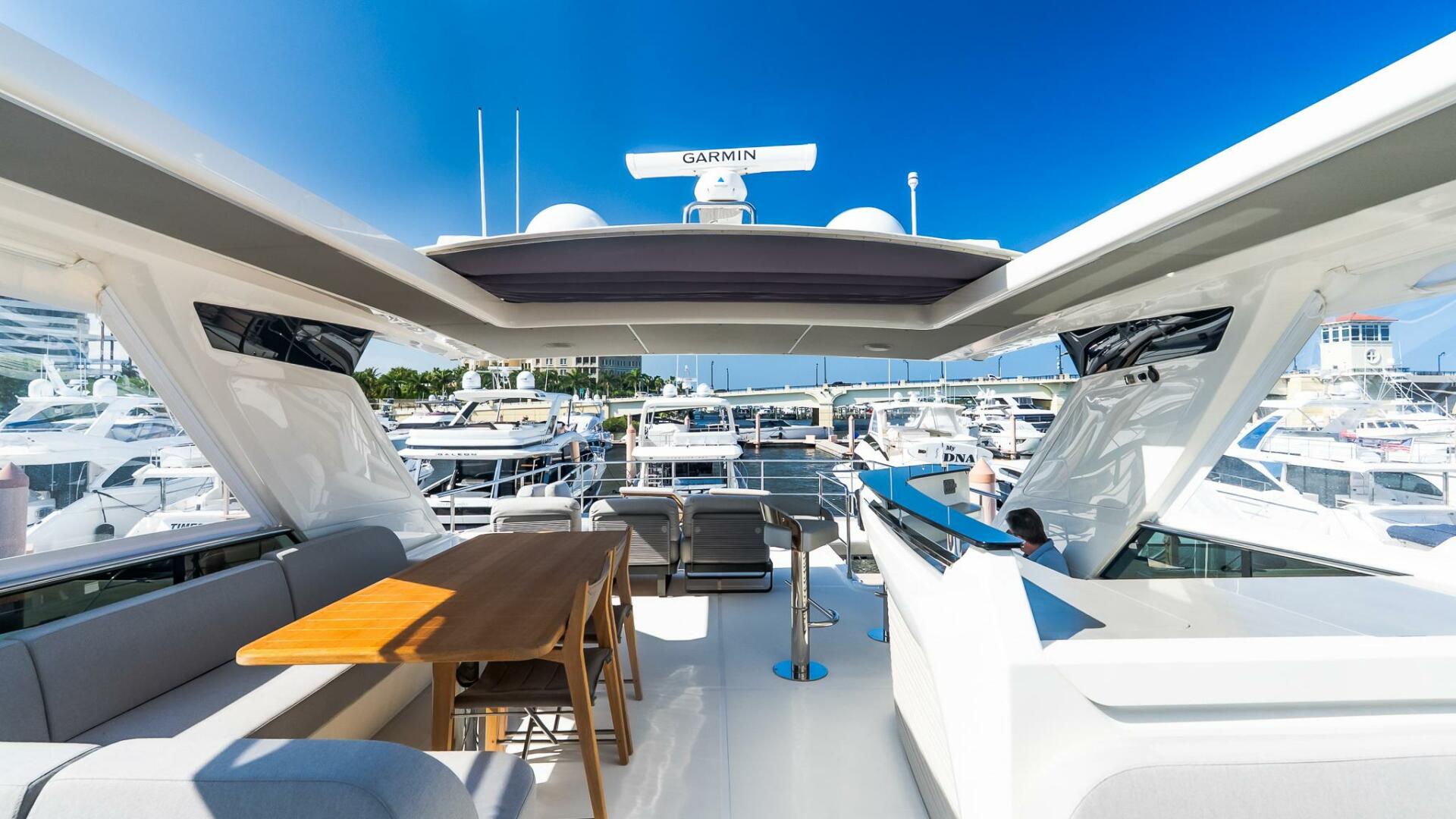 2024 Absolute Navetta 68 - Image 33