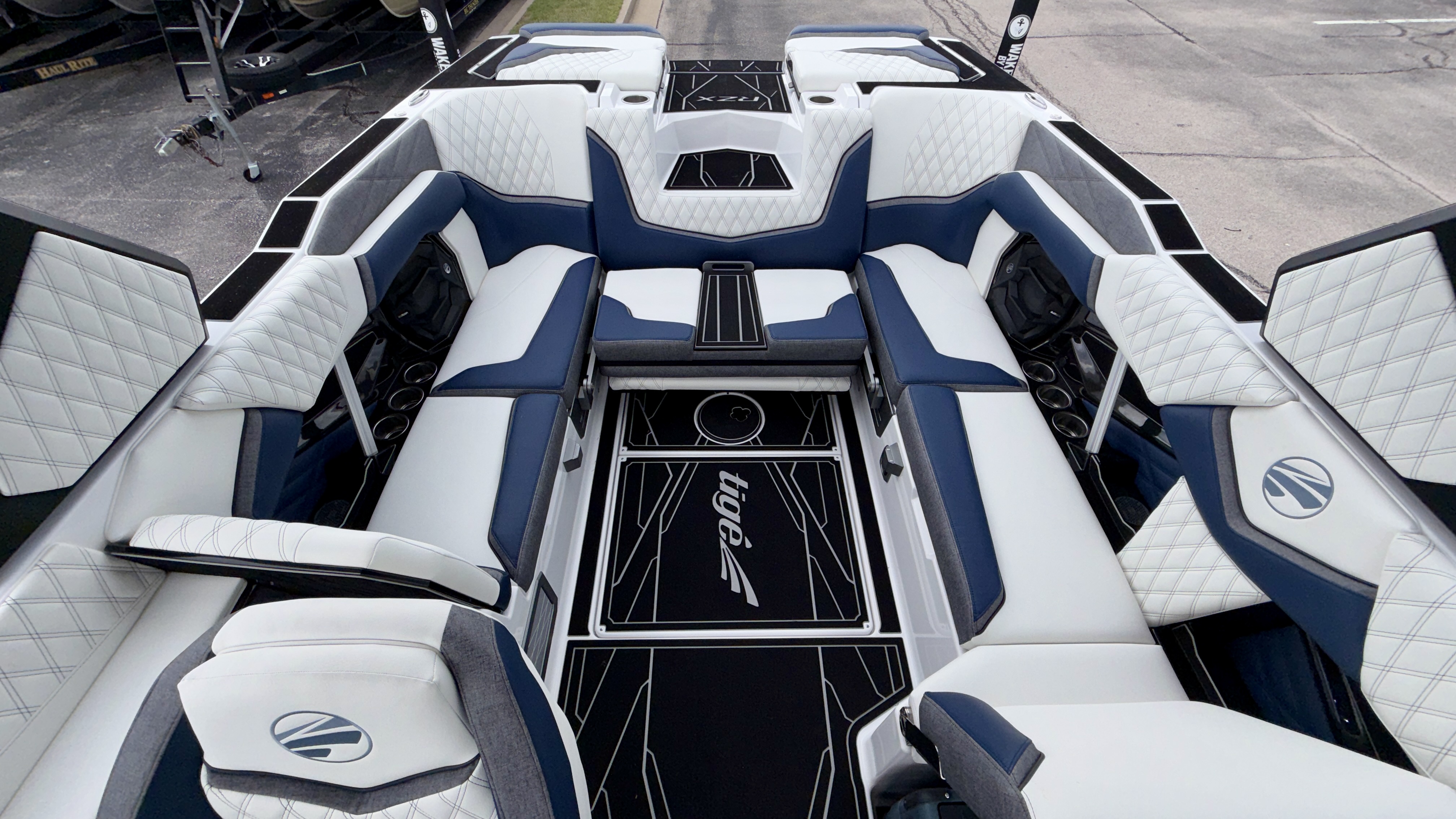 2027 Tigé  24RZX - Image 24