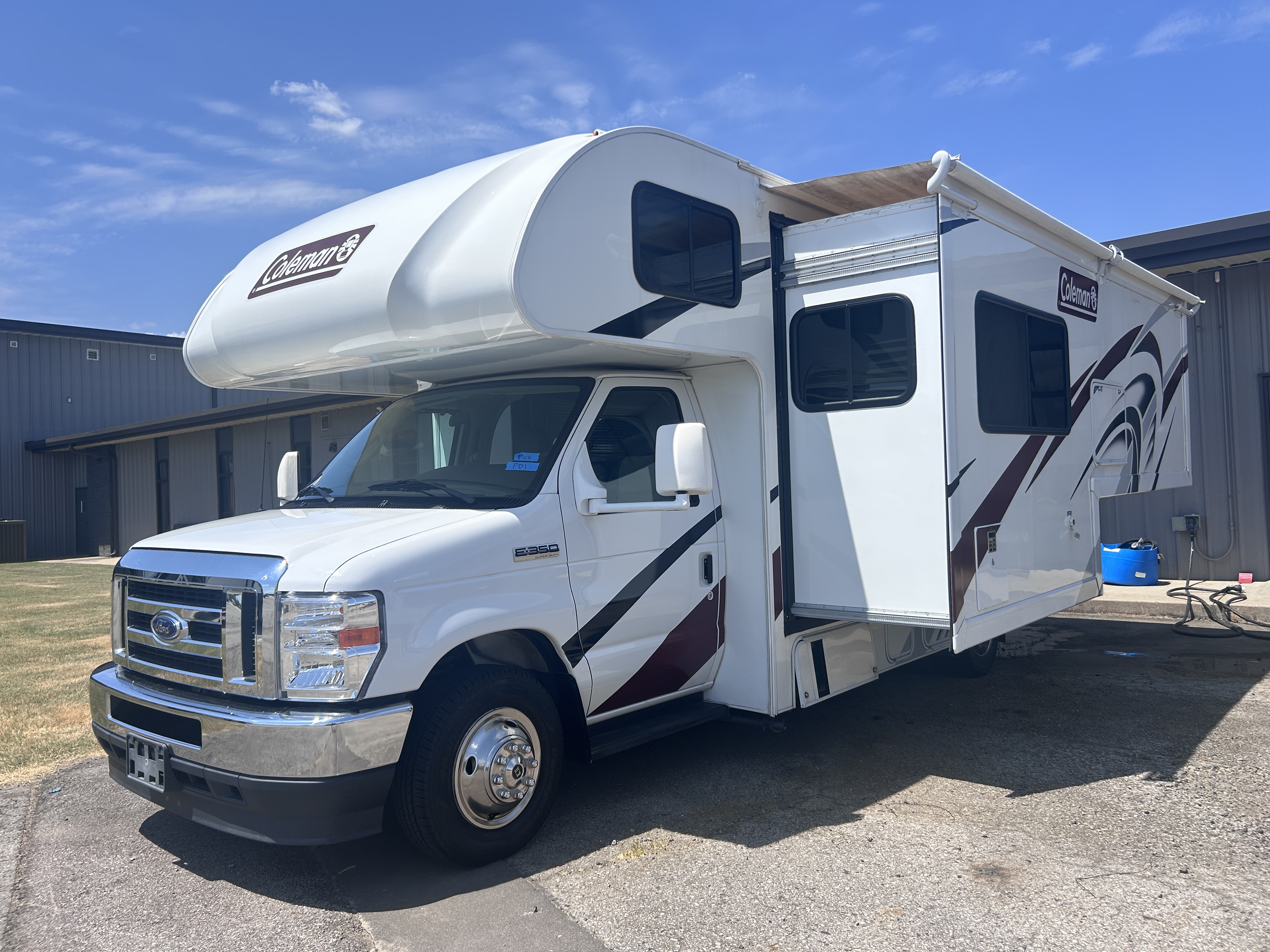 2022 Thor Motor Coach Coleman 24CM - Image 4