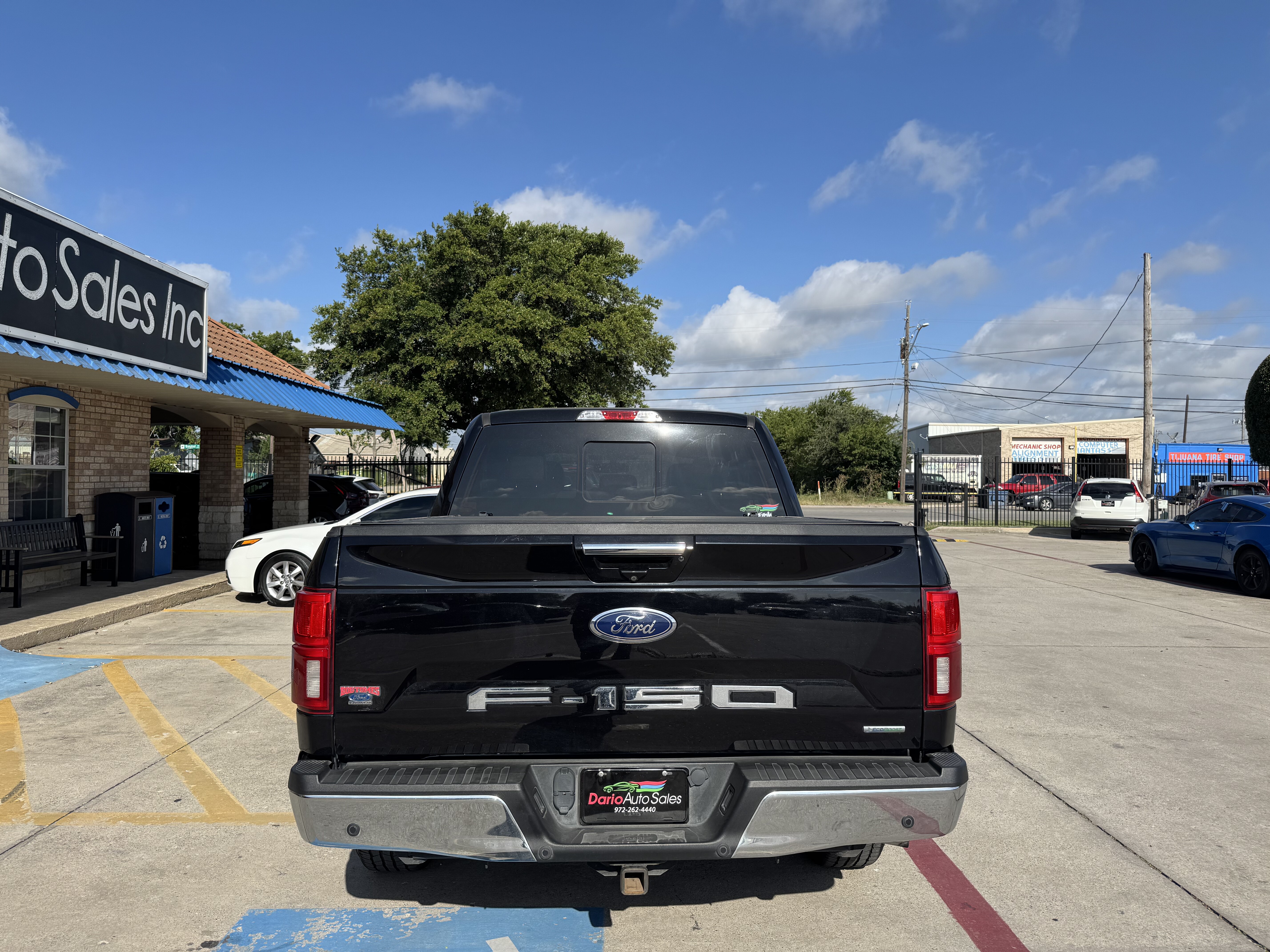 2019 Ford F150 Crew Cab XLT 4WD - Image 7