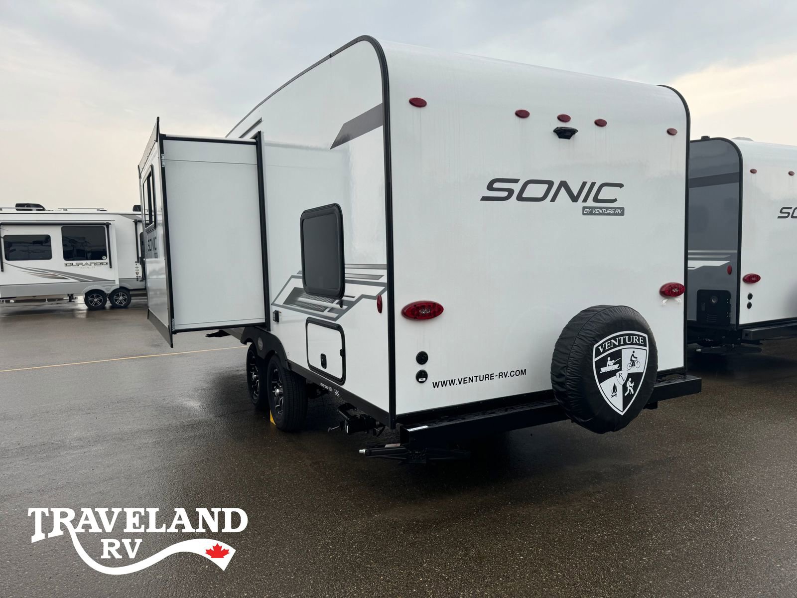 2025 Venture RV Sonic SN220VBH - Image 6