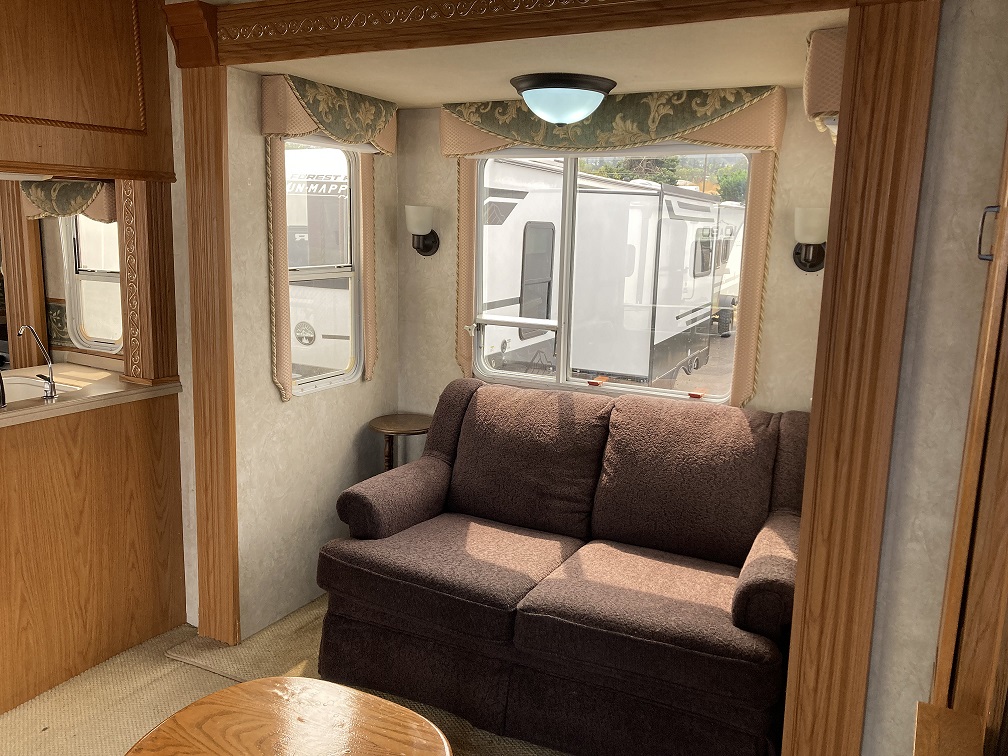 2006 NuWa Hitchhiker 36CK - Image 7