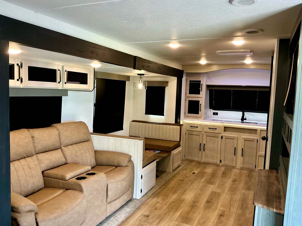 2026 Palomino Puma 31FKRK - Image 4