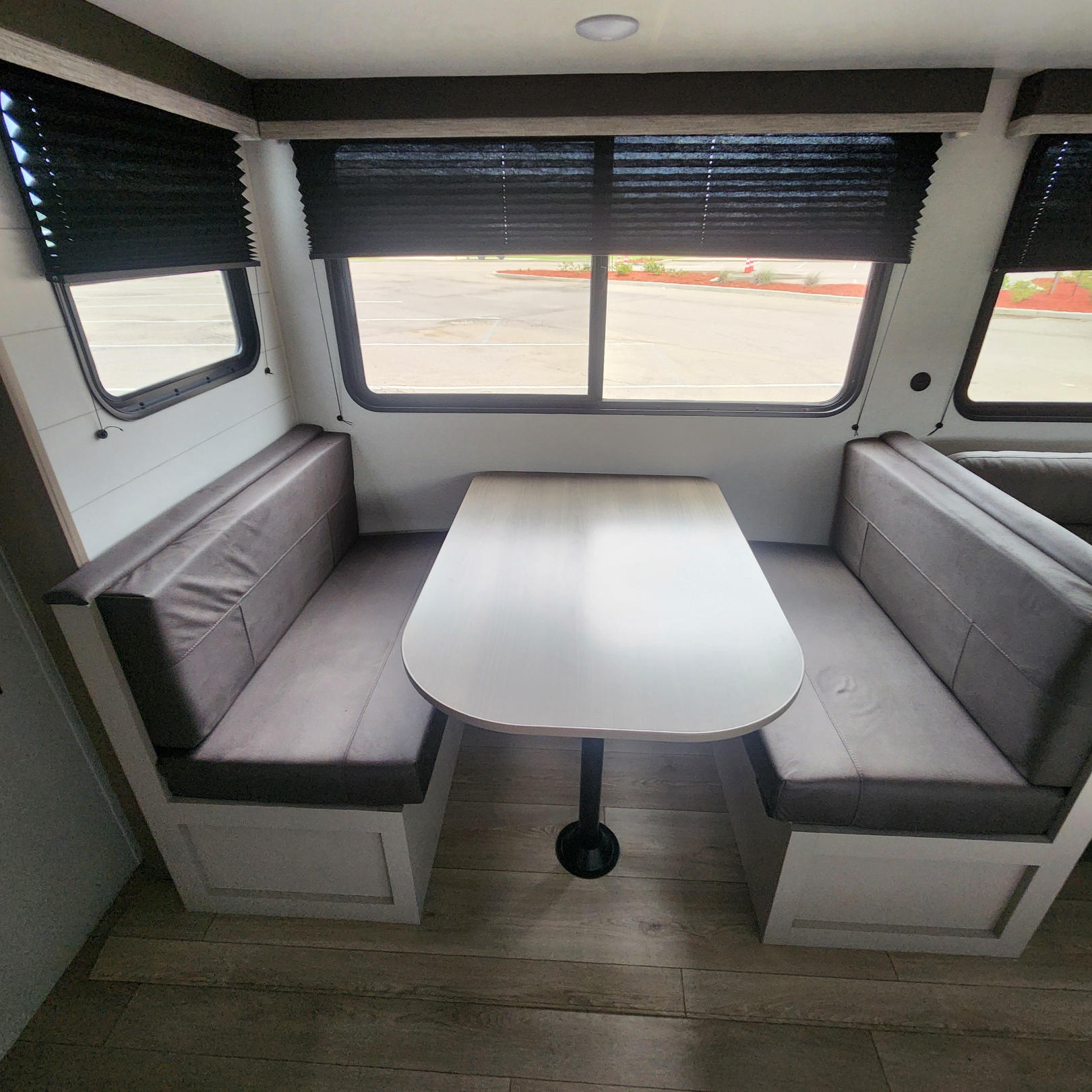 2027 Jayco Jay Flight SLX 261BHS - Image 25