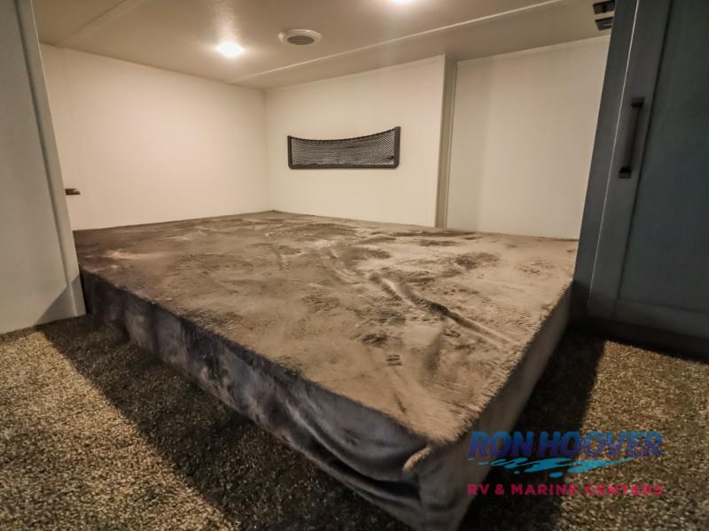 2026 PALOMINO PUMA 420LFT - Image 27