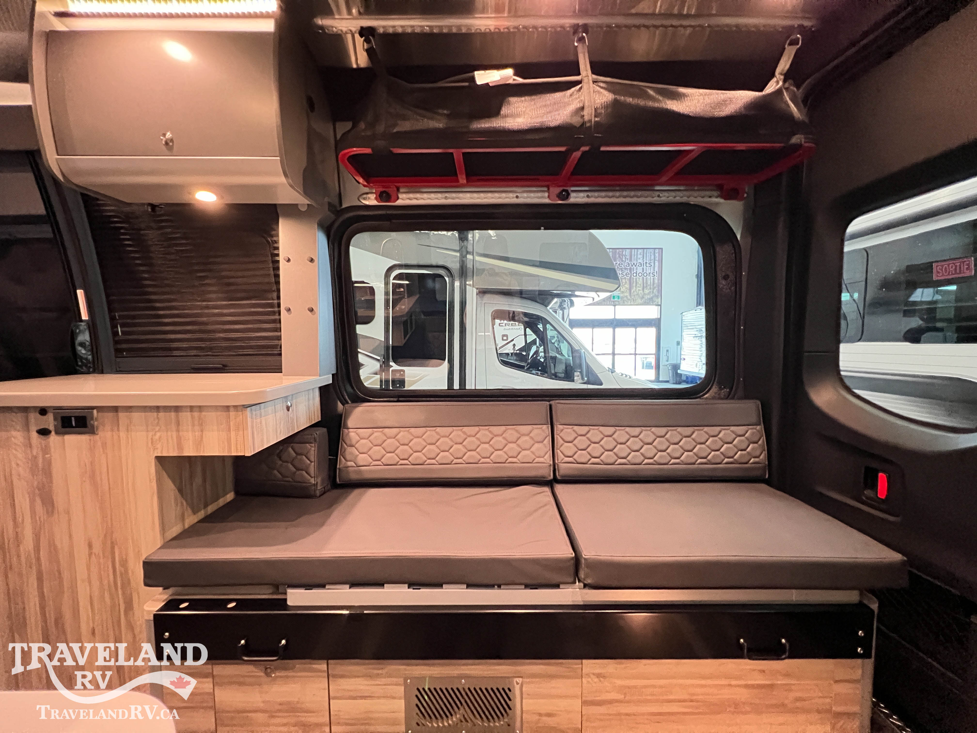 2025 Airstream Interstate 19 X - Image 24