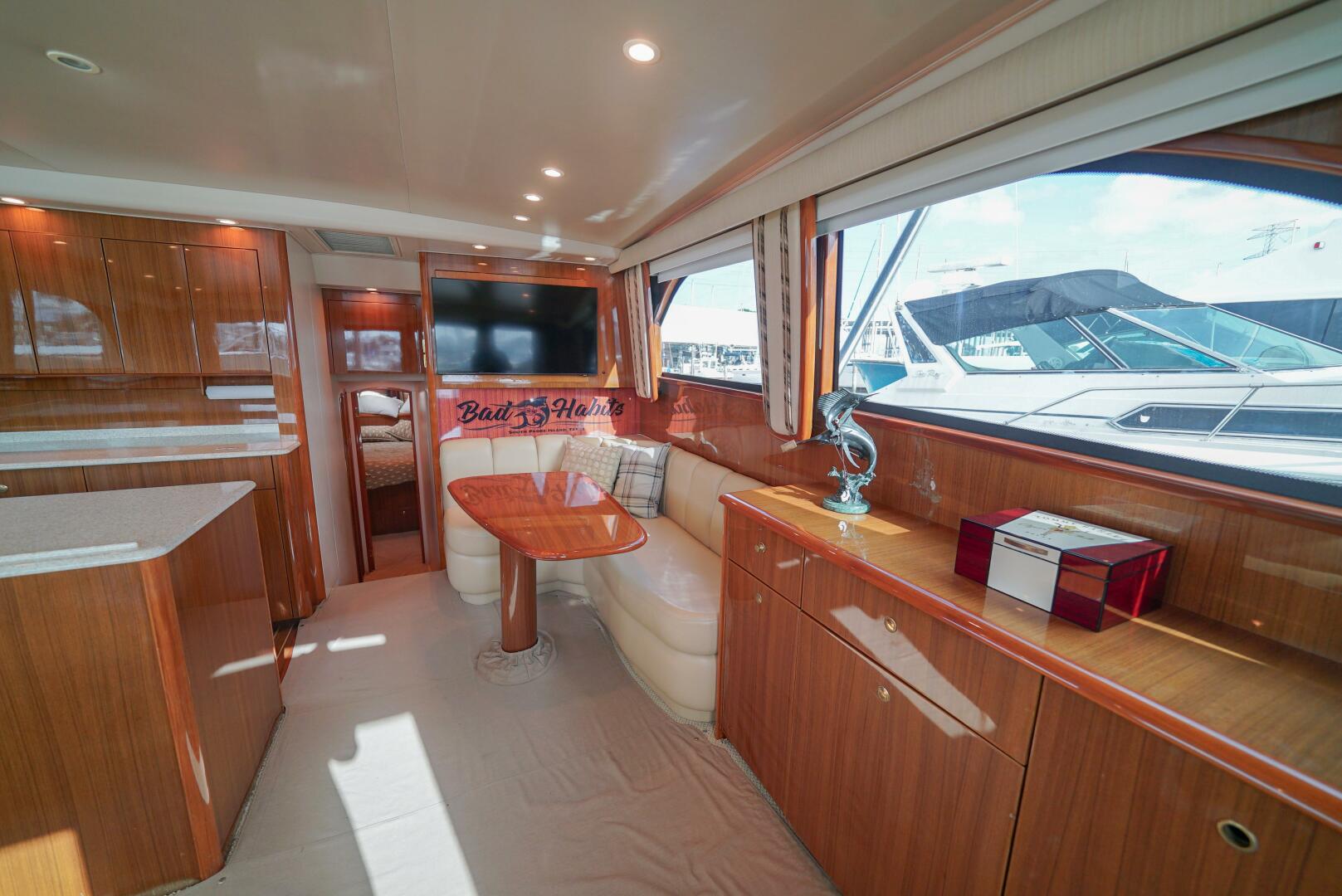 2007 Viking 45 Convertible - Image 4