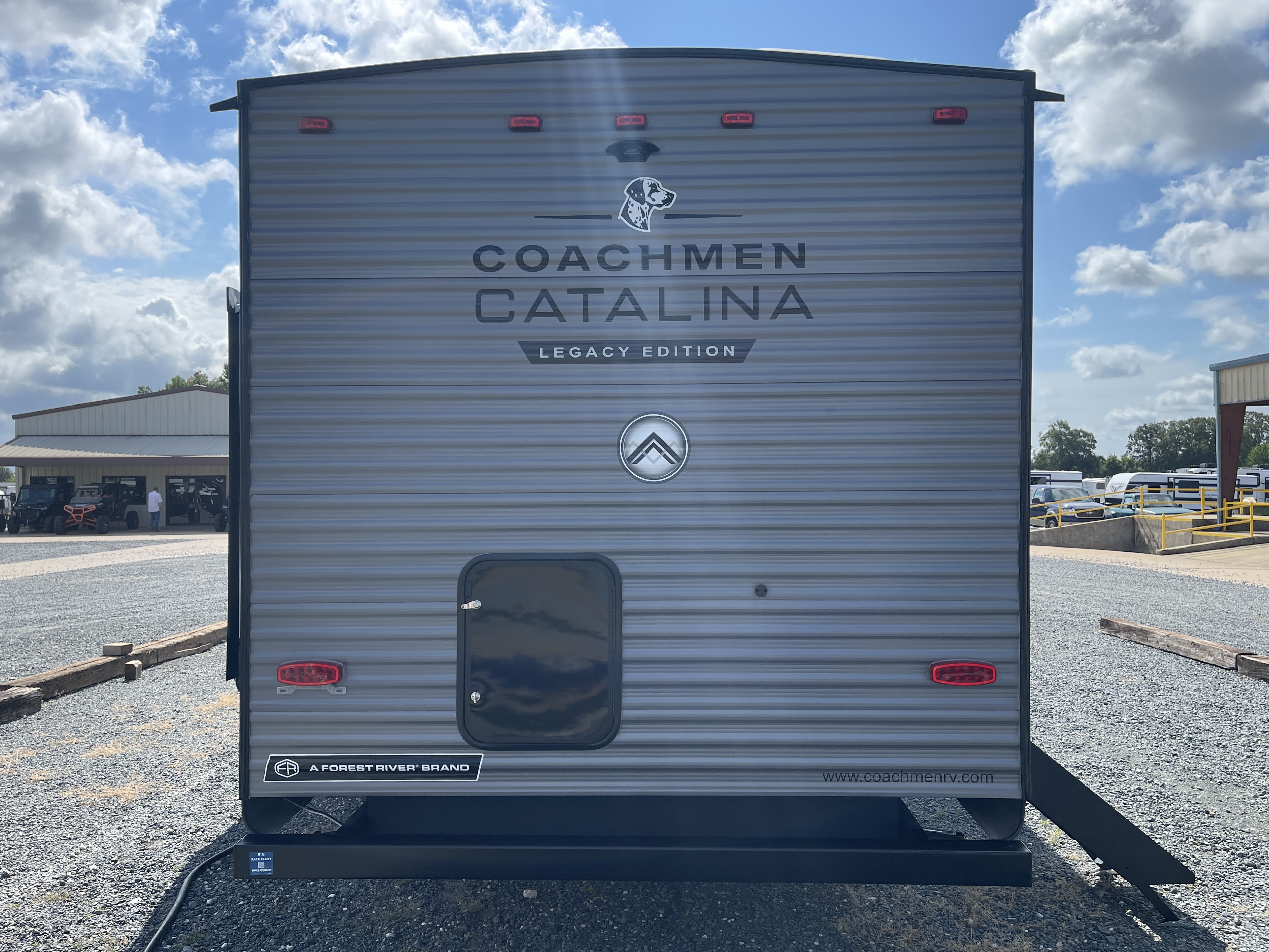 2027 Coachmen Catalina Legacy Edition 273DBHCK - Image 5
