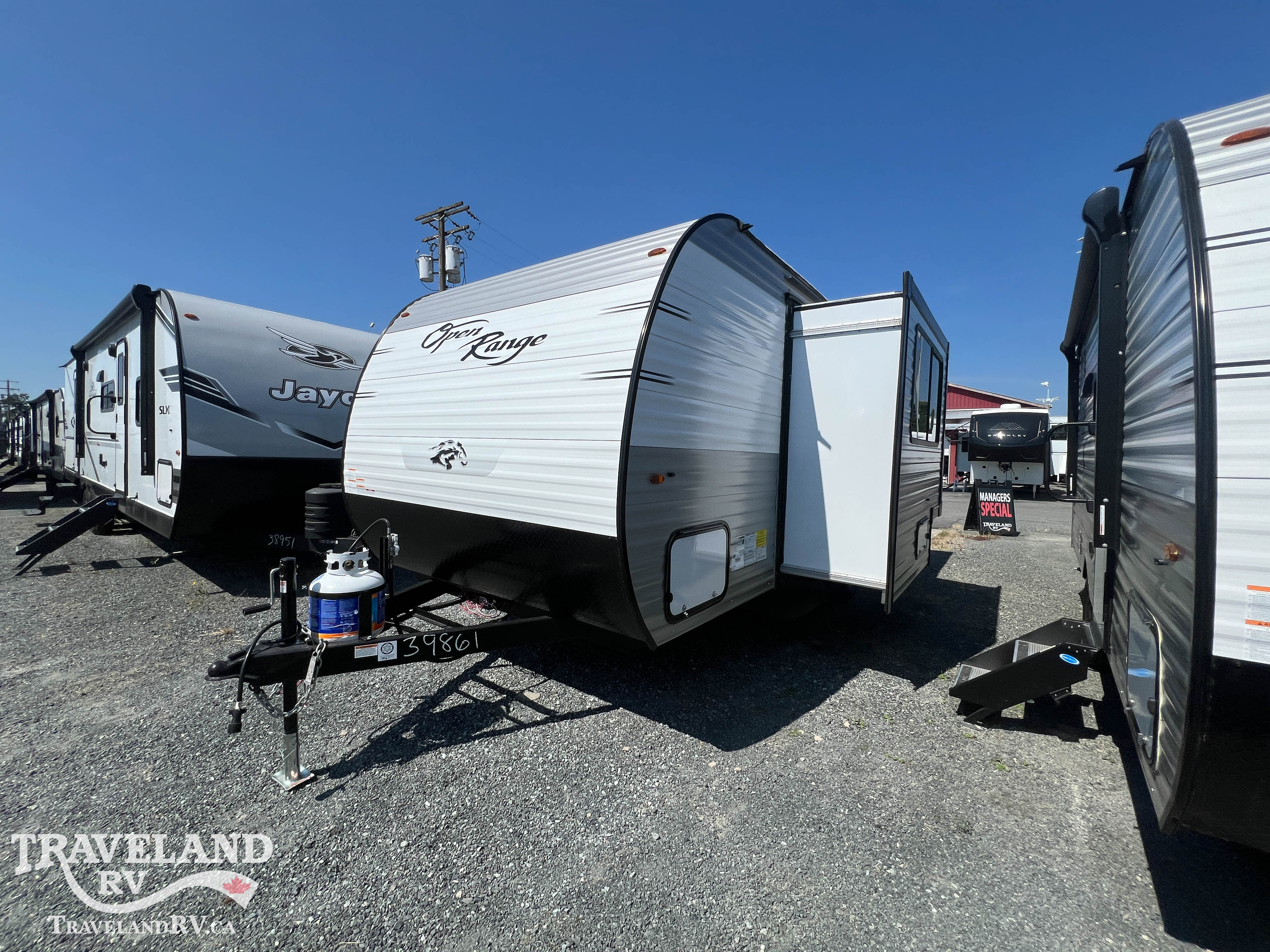 2027 Highland Ridge Colt 18MBS - Image 3