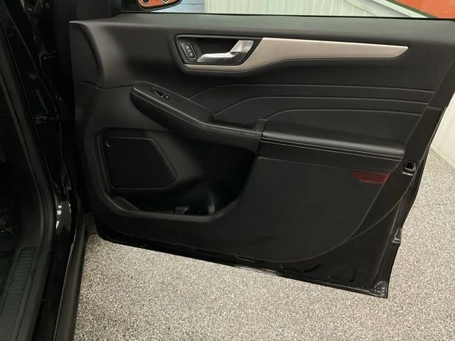 2022 Ford Escape Utility 4D SEL 2WD - Image 24