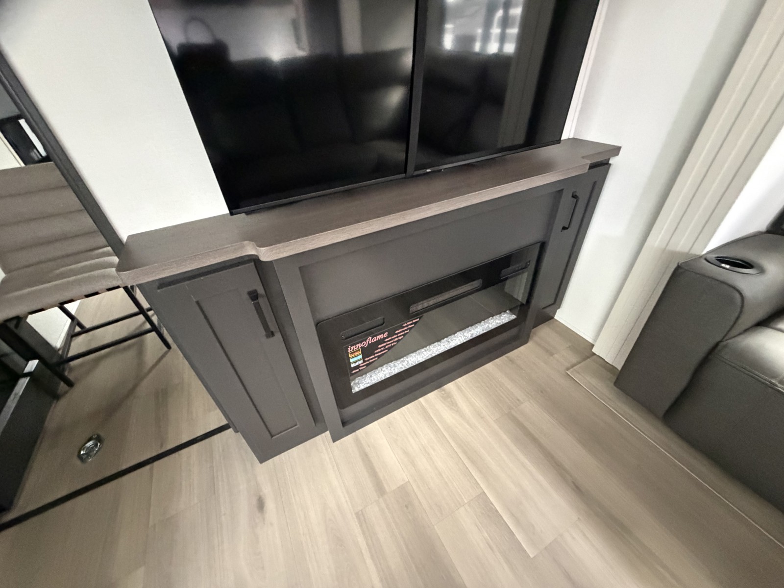 2026 GRAND DESIGN 394G - Image 6
