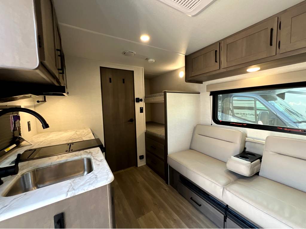 2024 GRAND DESIGN TRANSCEND 151BH - Image 5