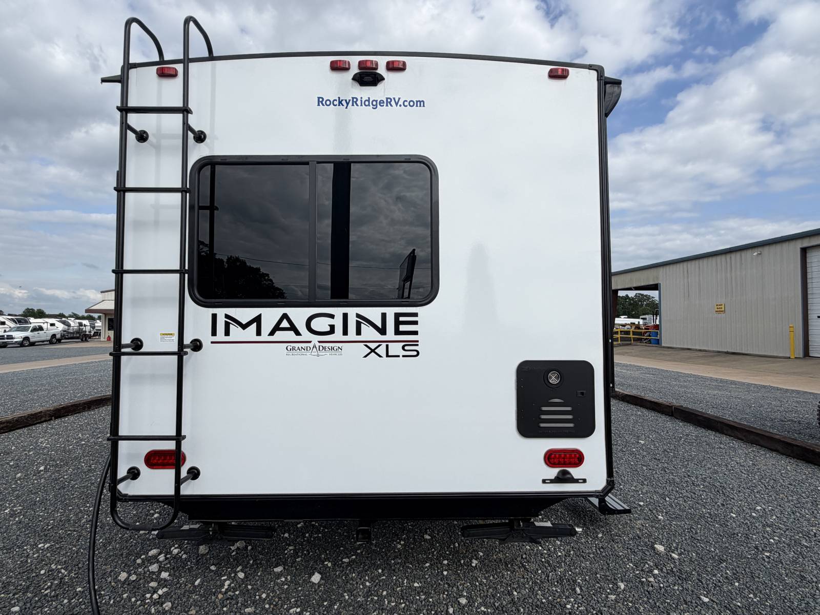 2026 Grand Design Imagine XLS 25RLE - Image 6