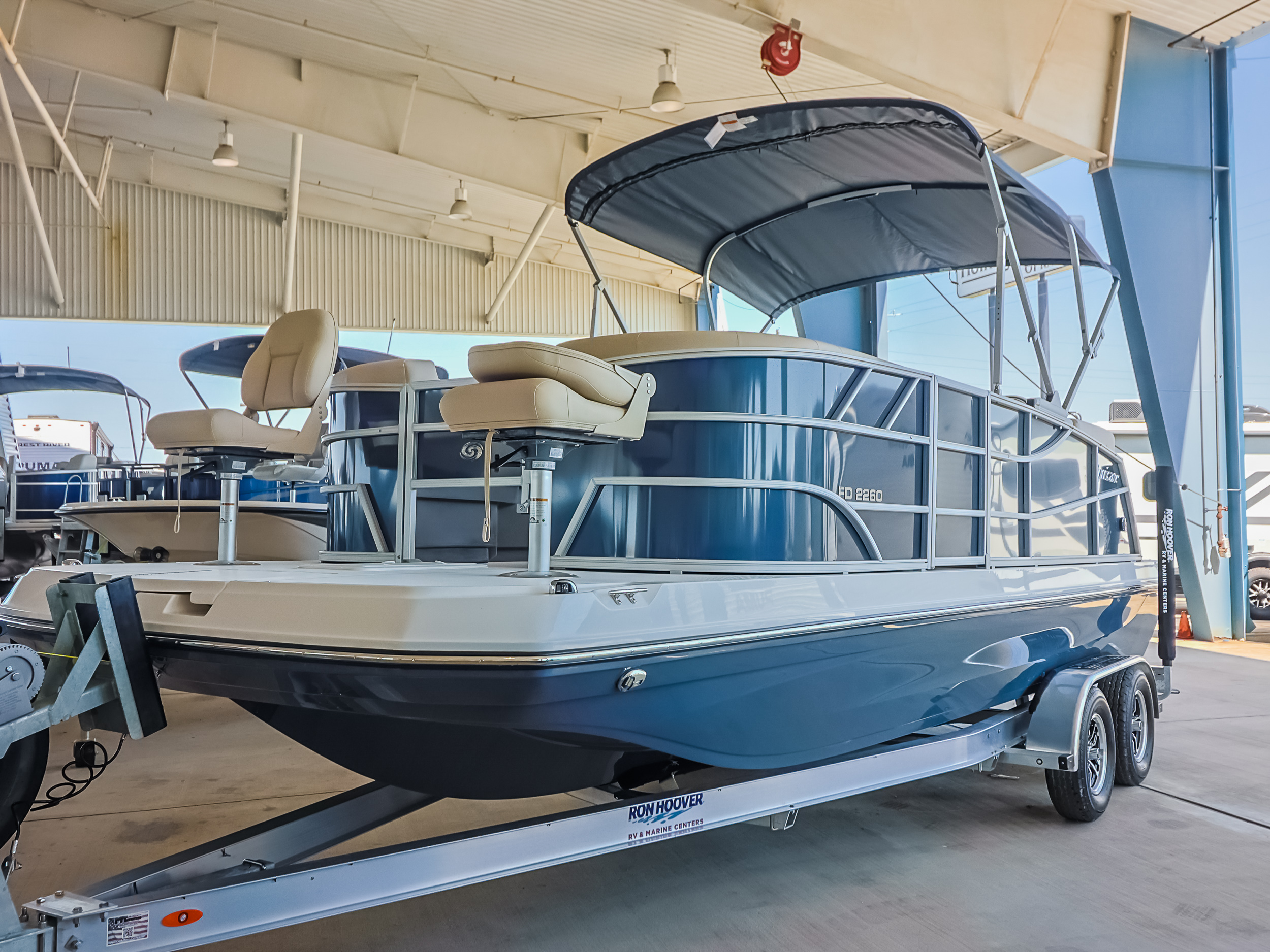 2027 Hurricane FunDeck 2260 REF - Image 4