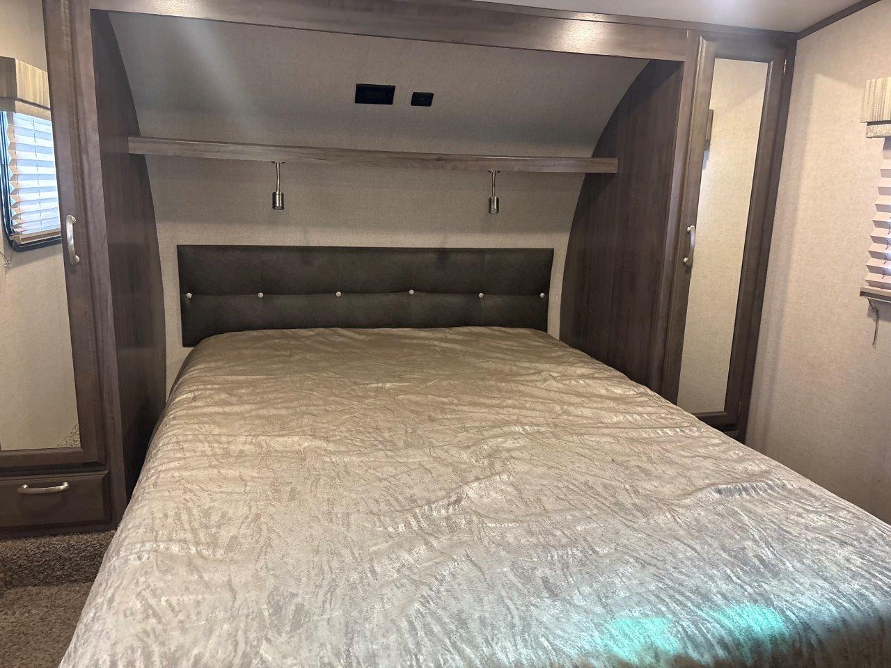 2019 Winnebago Minnie Plus 25RKS - Image 15