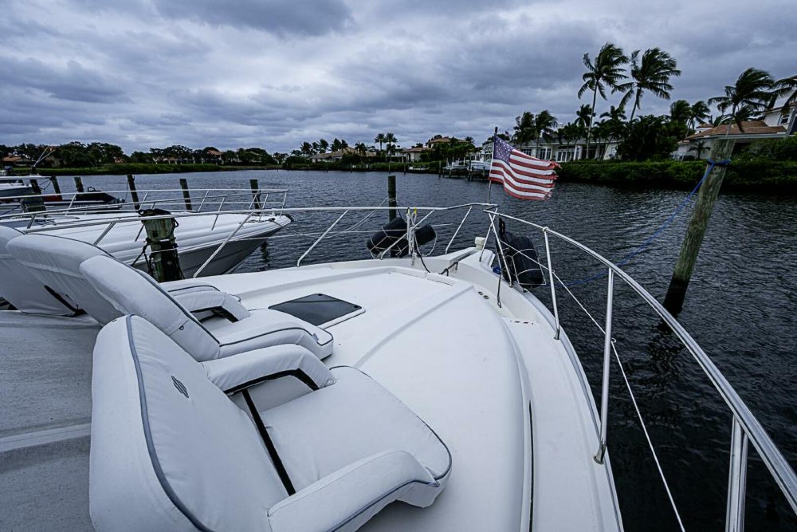 2000 Silverton 442 Cockpit Motoryacht - Image 5