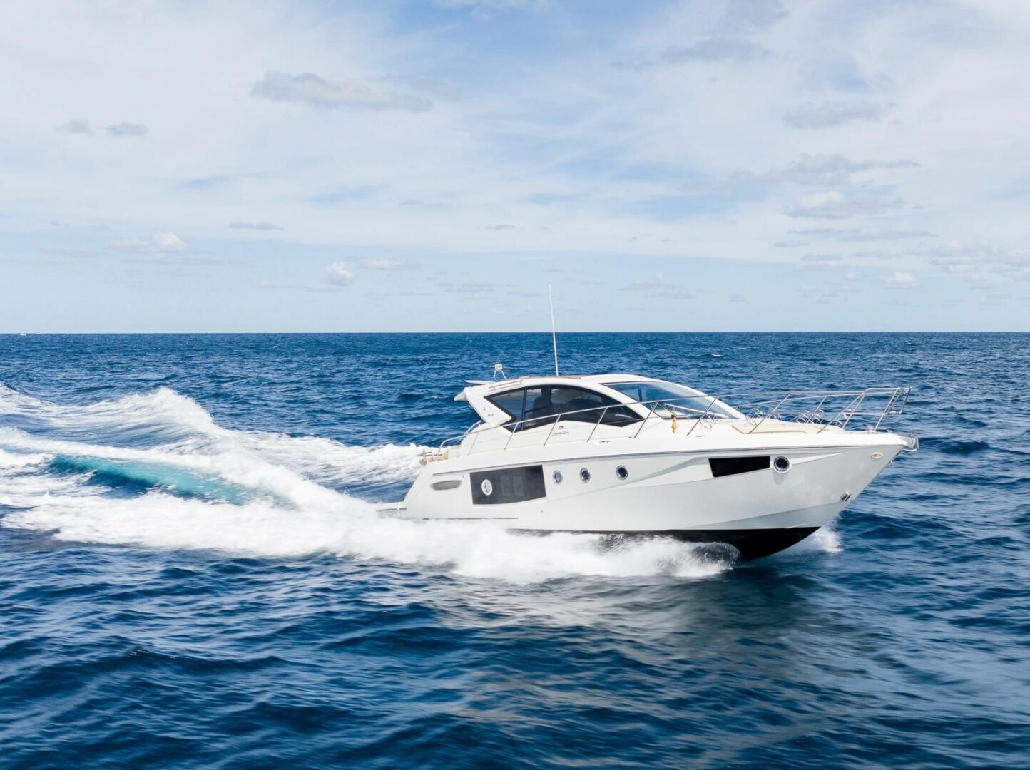 2014 Cranchi M 44 HT - Image 1