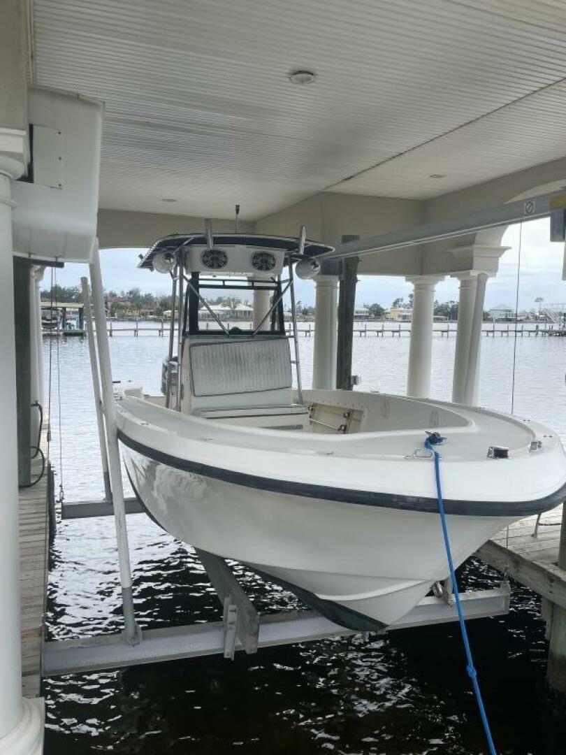 1992 Mako 221 CC - Image 2