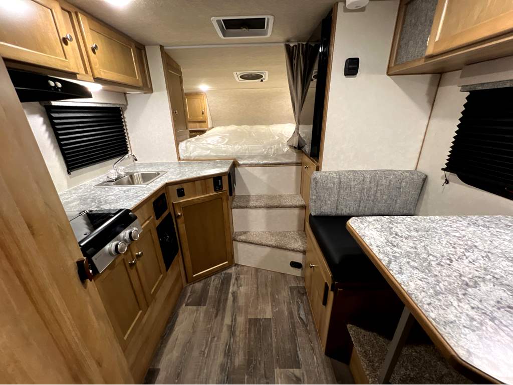 2027 Westland RV Travelaire 80WS - Image 11
