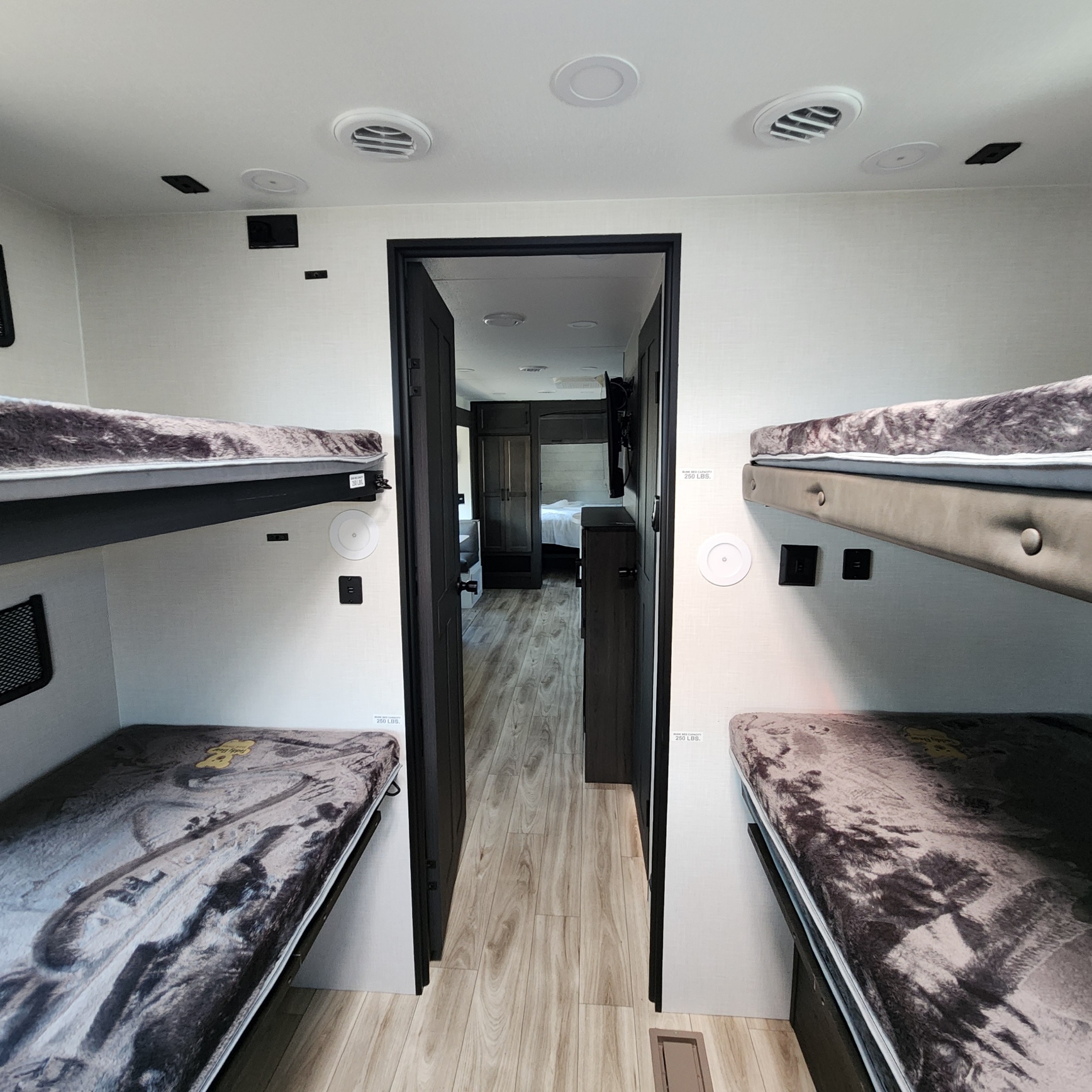 2026 VENTURE RV STRATUS 291VQB - Image 25
