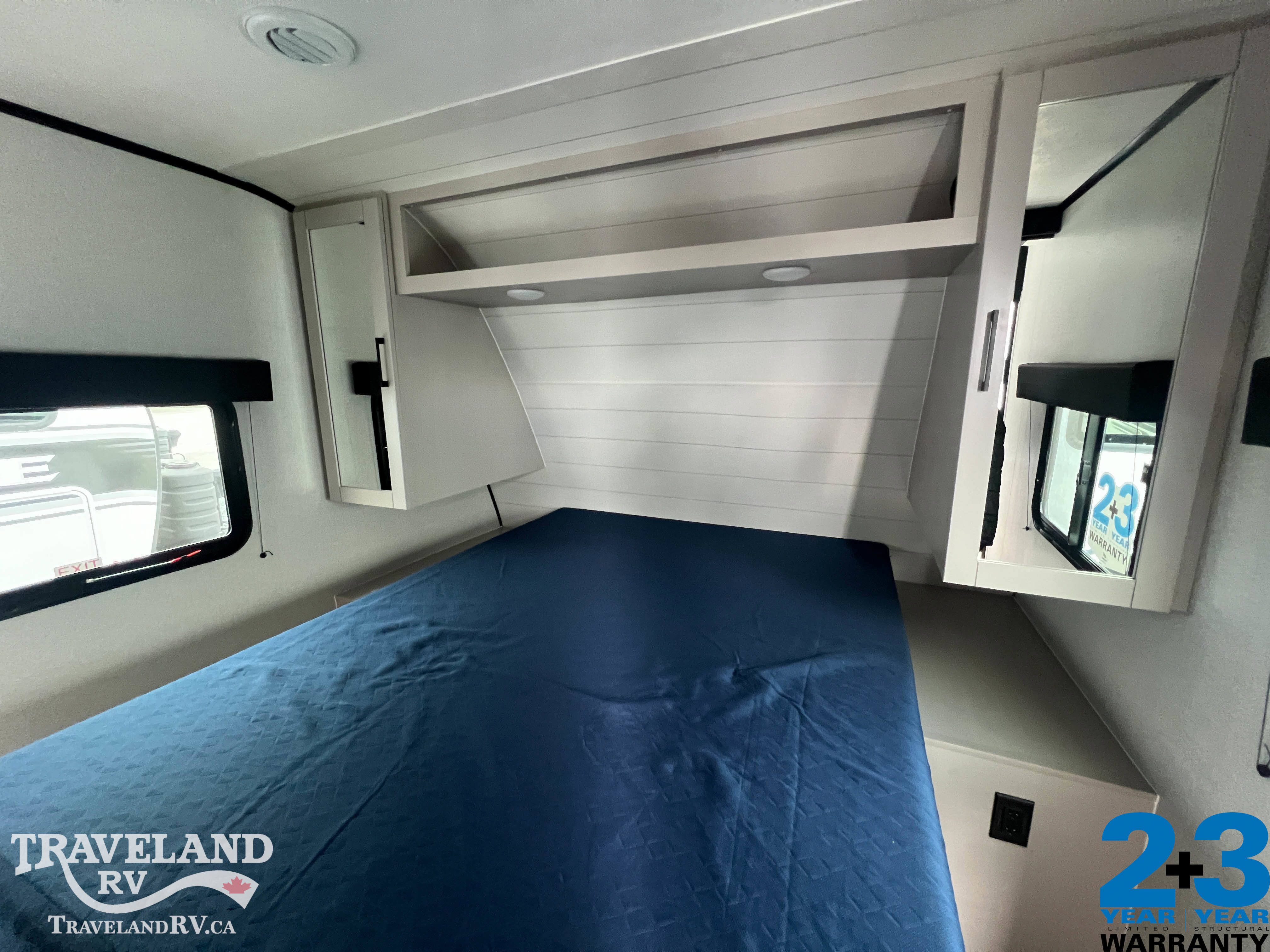 2026 JAYCO Jay Feather 26BHSL - Image 7