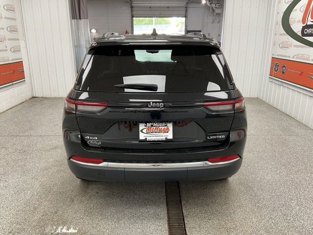 2023 Jeep Grand-Cherokee-L Laredo Altitude 4x4 - Image 6