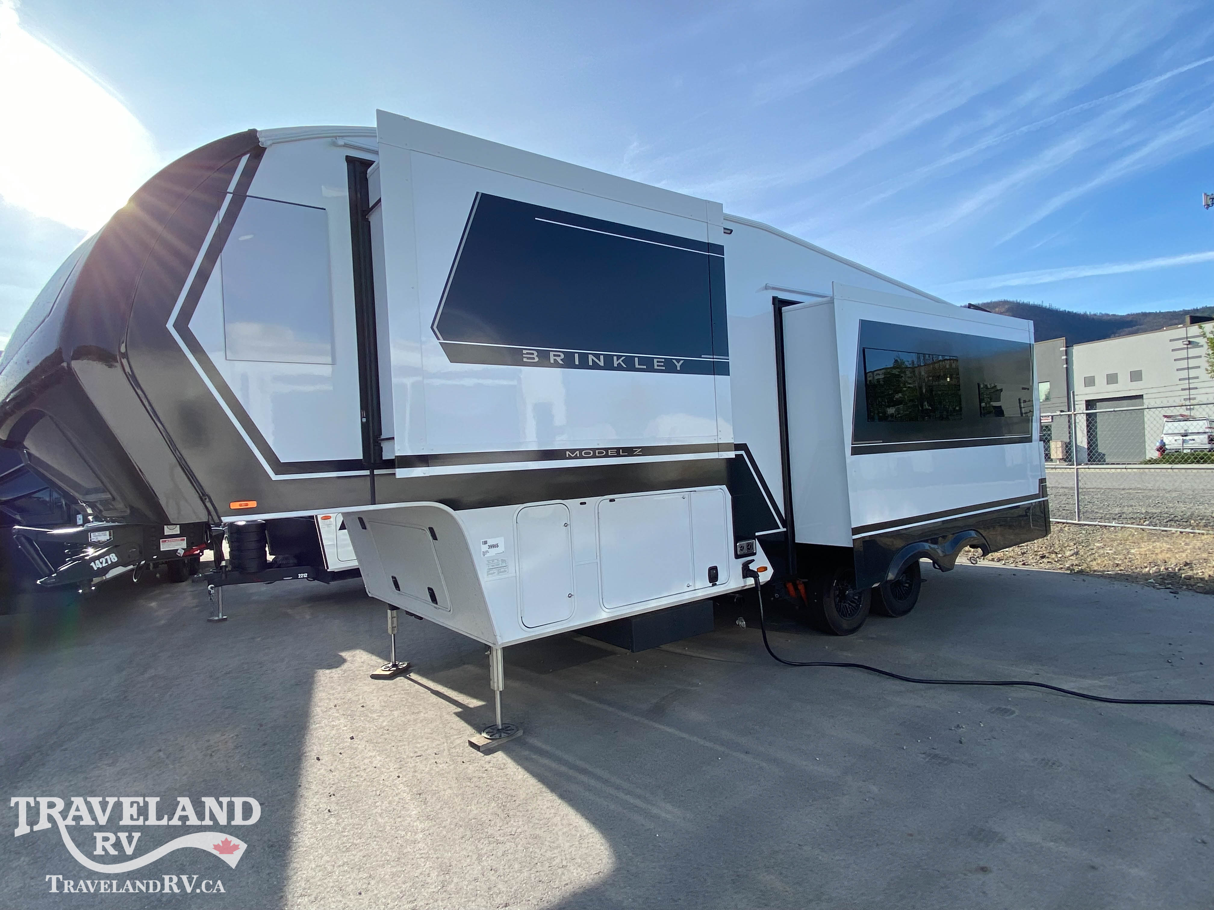 2027 Brinkley RV Model Z 2700 - Image 6