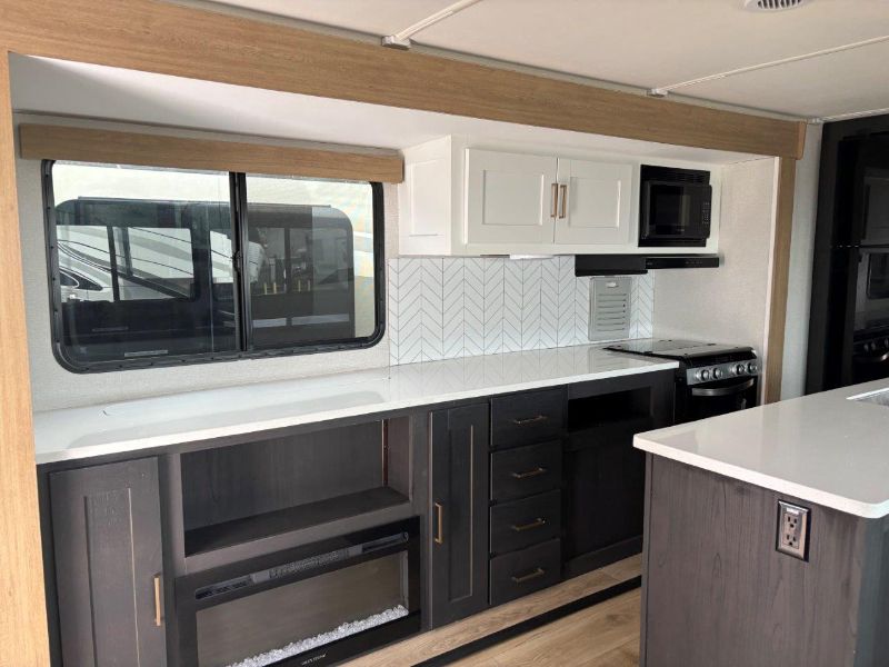 2025 Heartland North Trail 2803-RK - Image 6