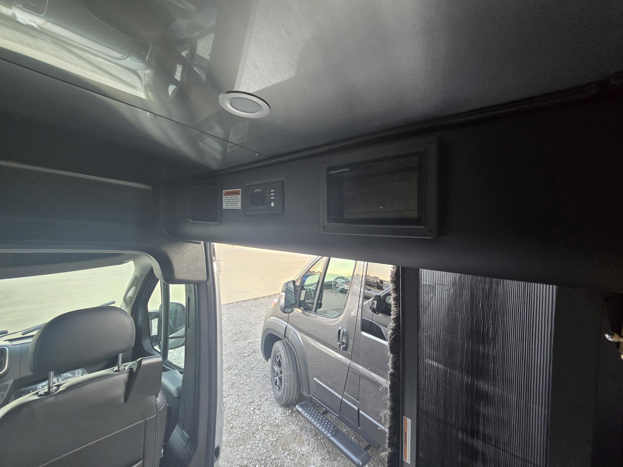 2026 AIRSTREAM RANGELINE - Image 24
