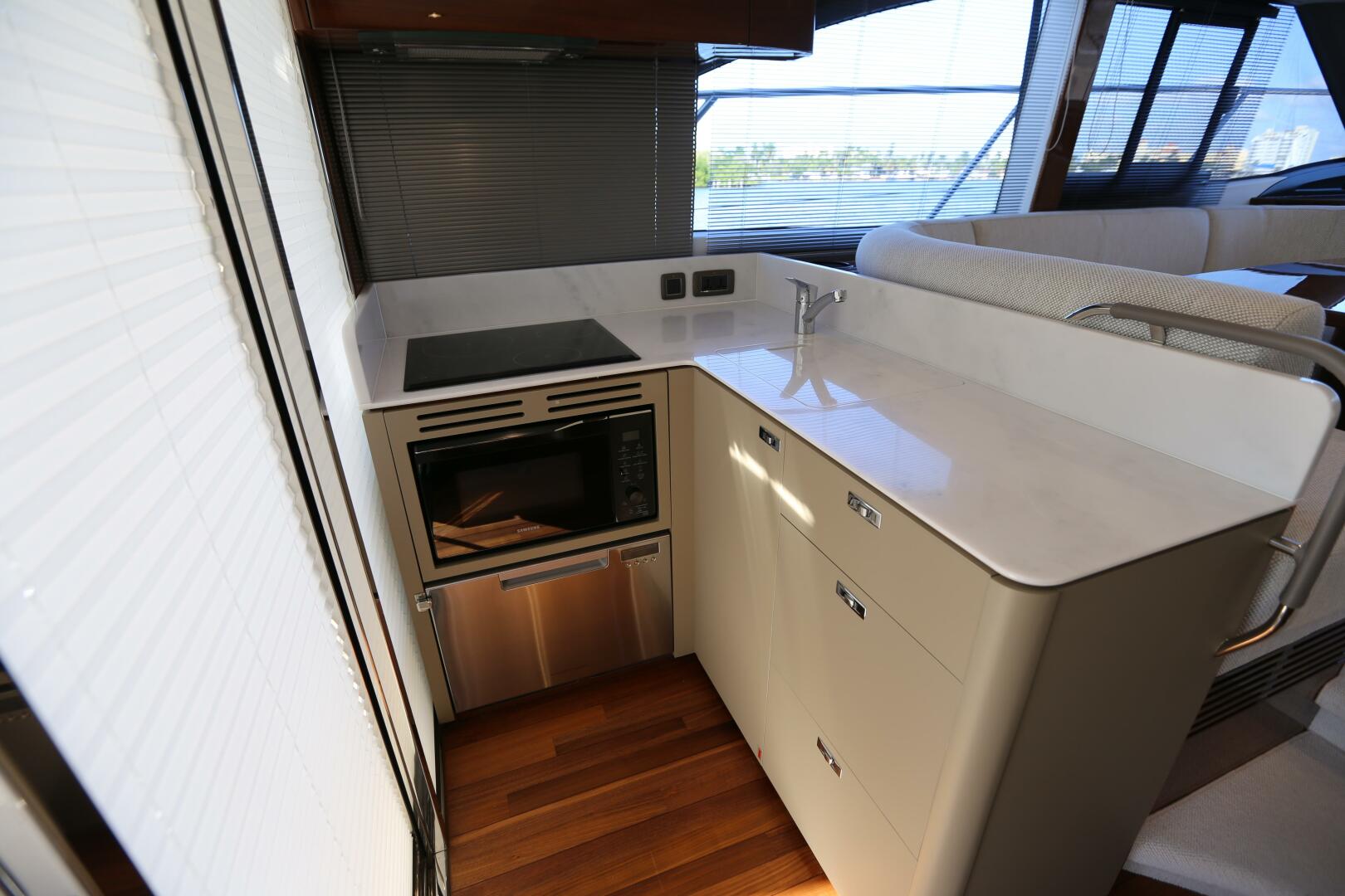 2024 Princess Princess F45 - Image 23
