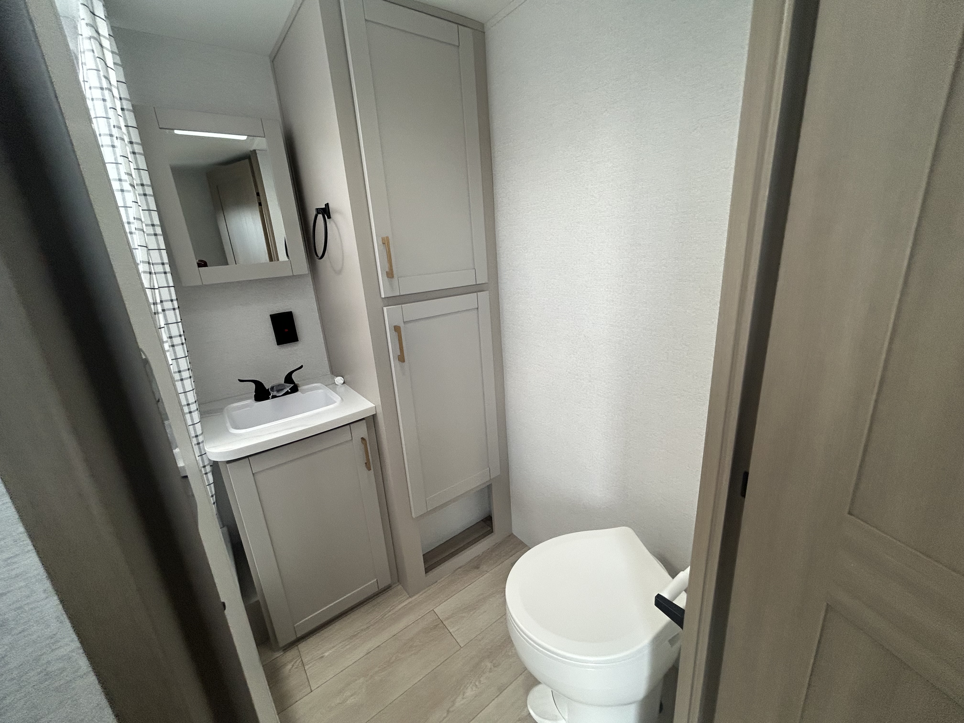 2027 JAYCO JAY FLIGHT 290RLS - Image 33